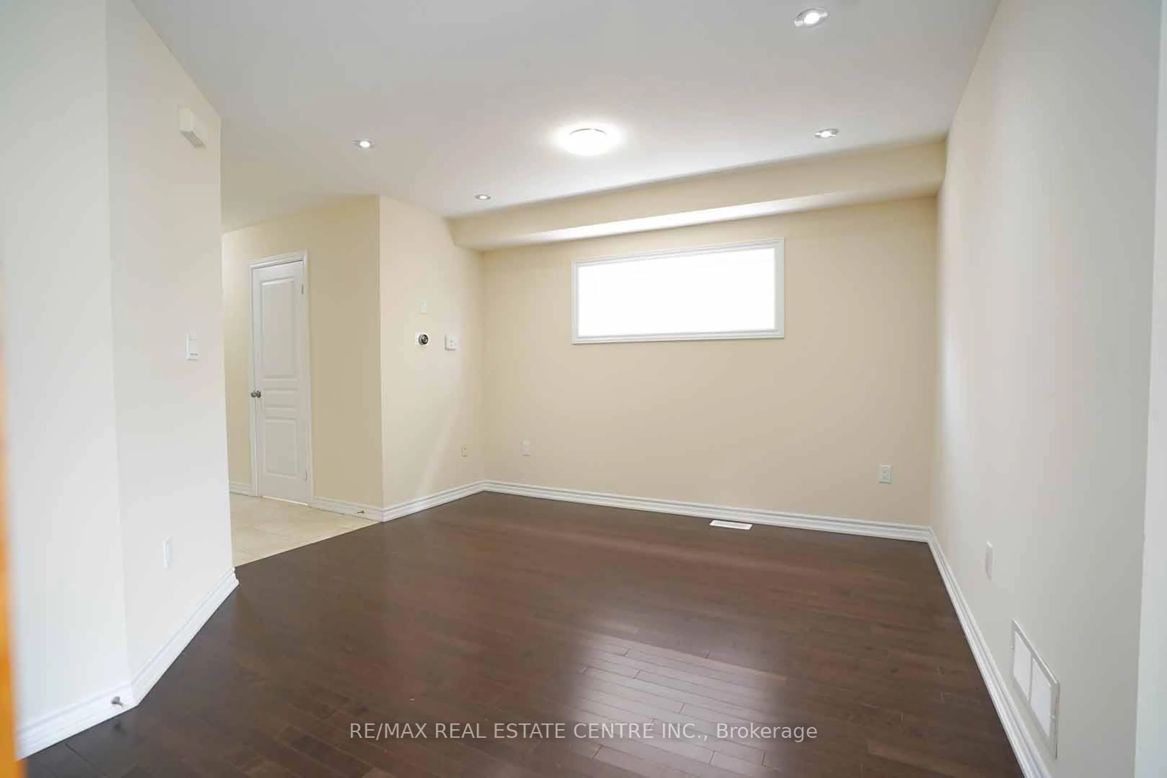A pic of a room for 454 Starwood Dr, Guelph Ontario N1E 0H8