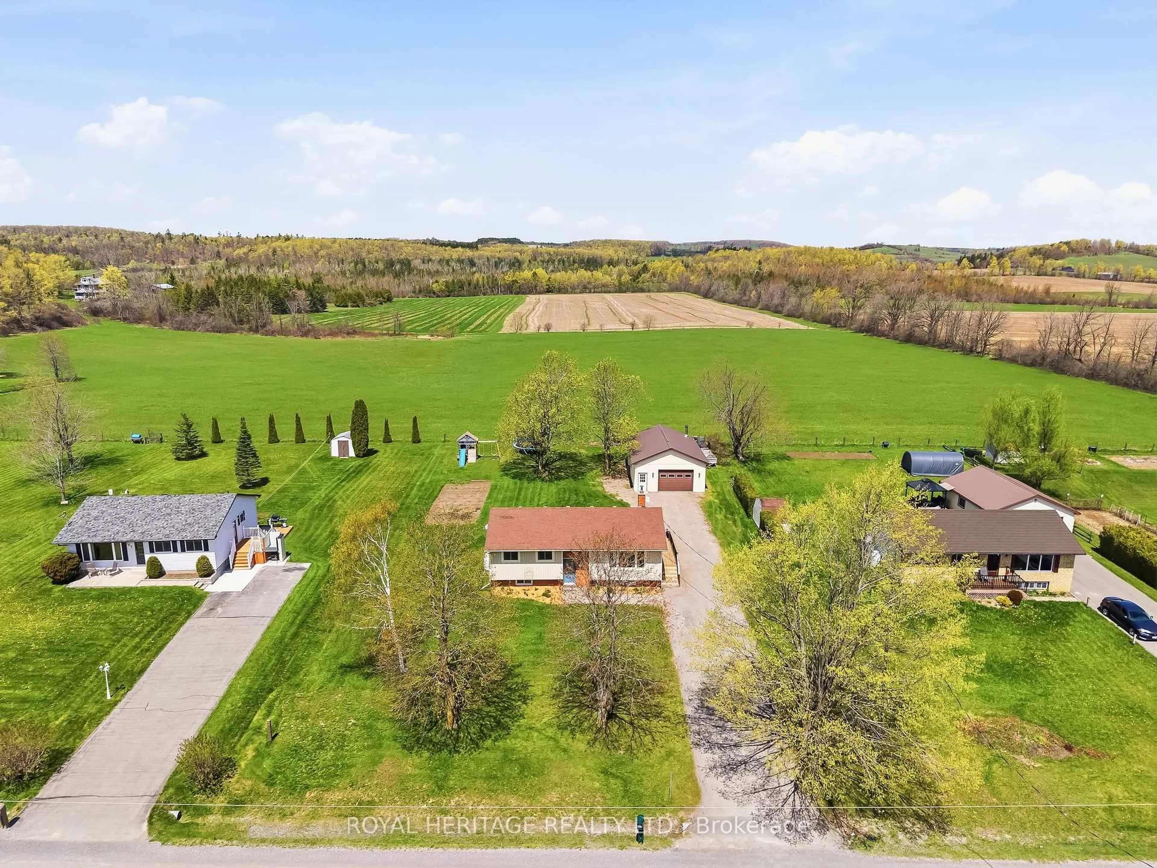 A pic from outside/outdoor area/front of a property/back of a property/a pic from drone, unknown for 756 Wilson Line, Cavan Monaghan Ontario L0A 1C0