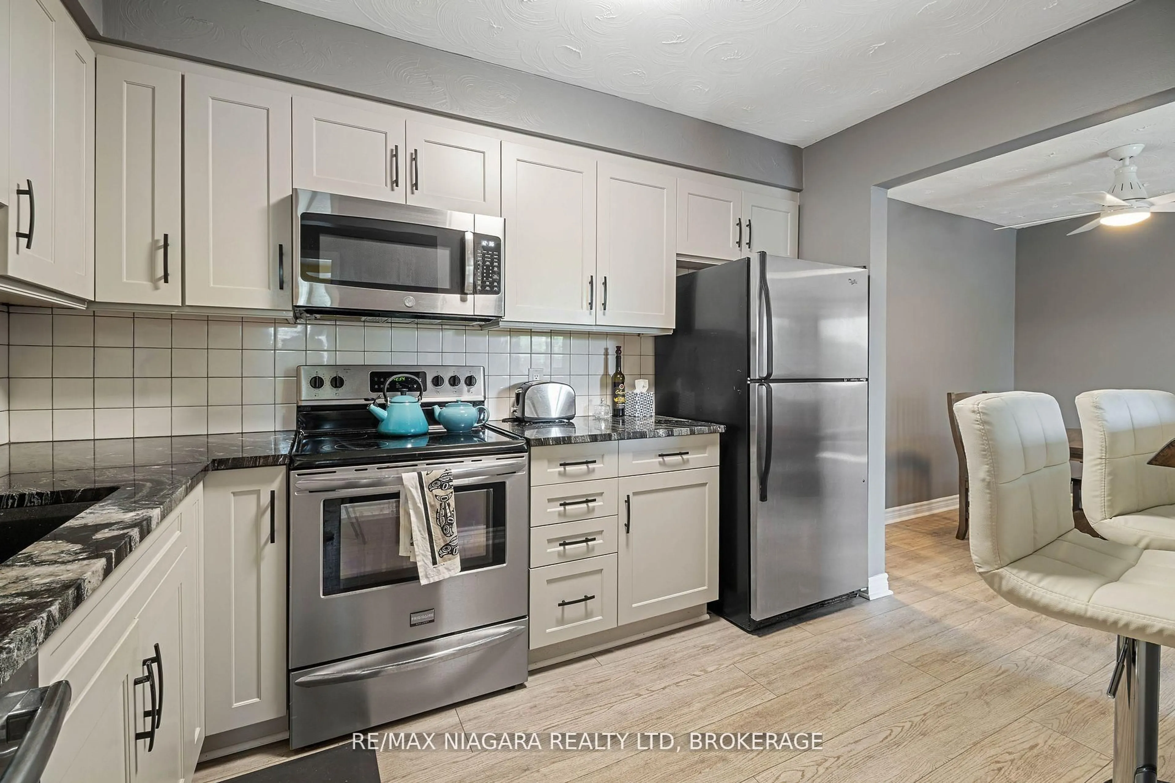 Unknown for 78 Welland St #302, Thorold Ontario L2V 2C1
