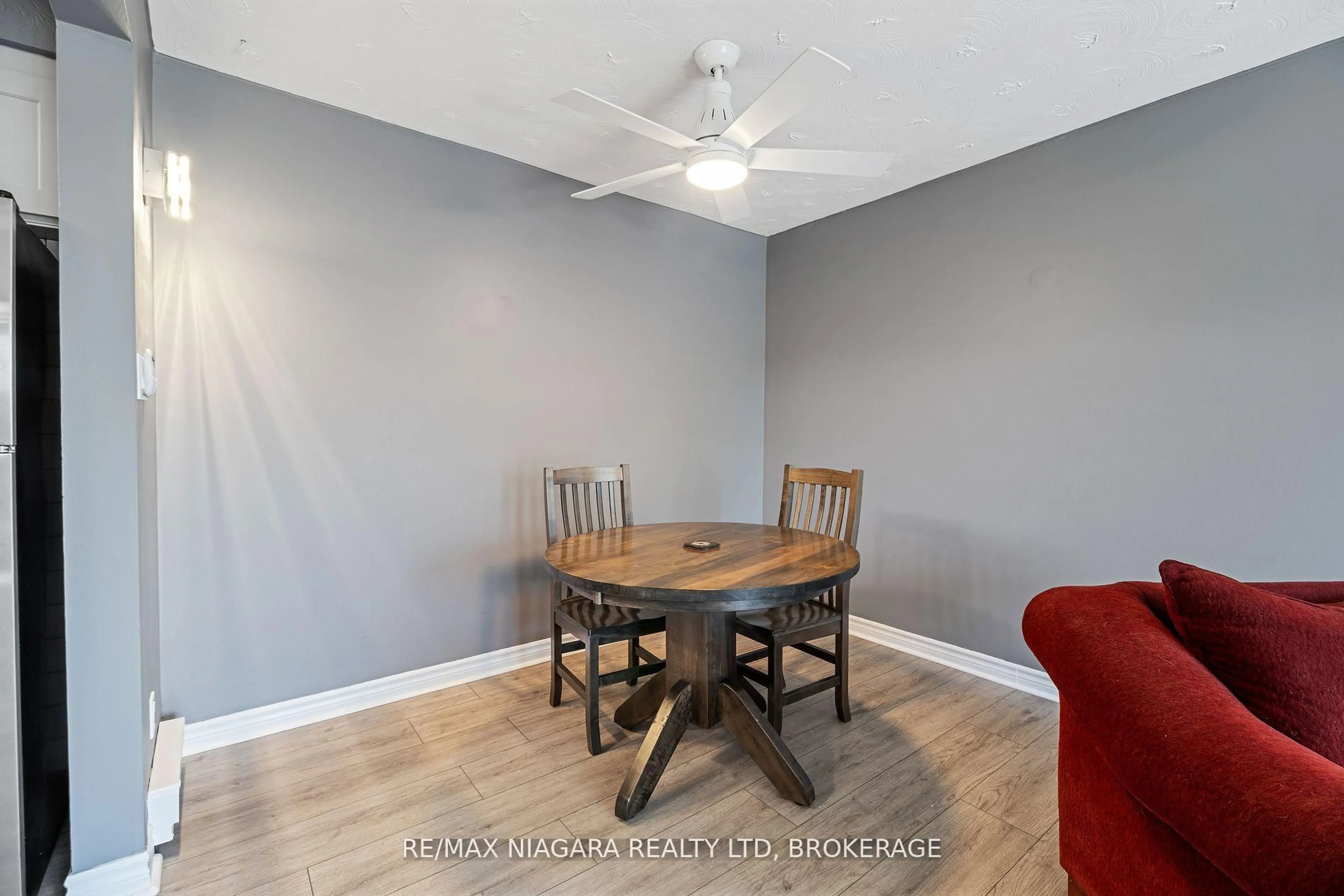 A pic of a room for 78 Welland St #302, Thorold Ontario L2V 2C1