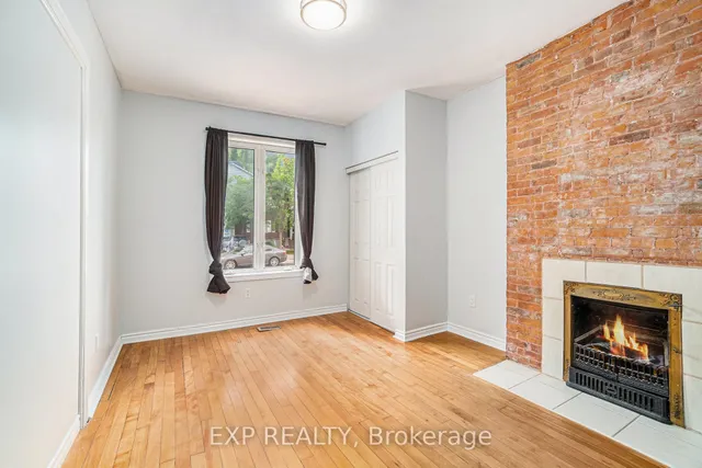 350 Fifth Ave, Ottawa 4