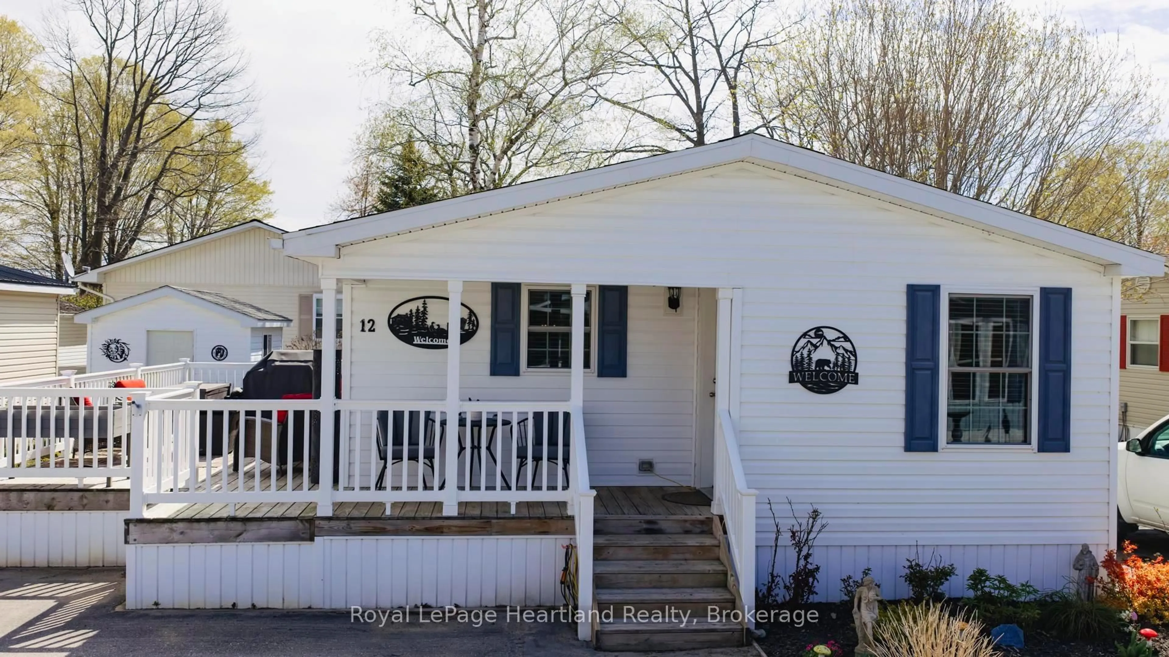 Home with vinyl exterior material, street for 12 CHEROKEE Lane, Ashfield-Colborne-Wawanosh Ontario N7A 3Y2