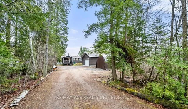 1440 Clement Lake Rd, Highlands East 5