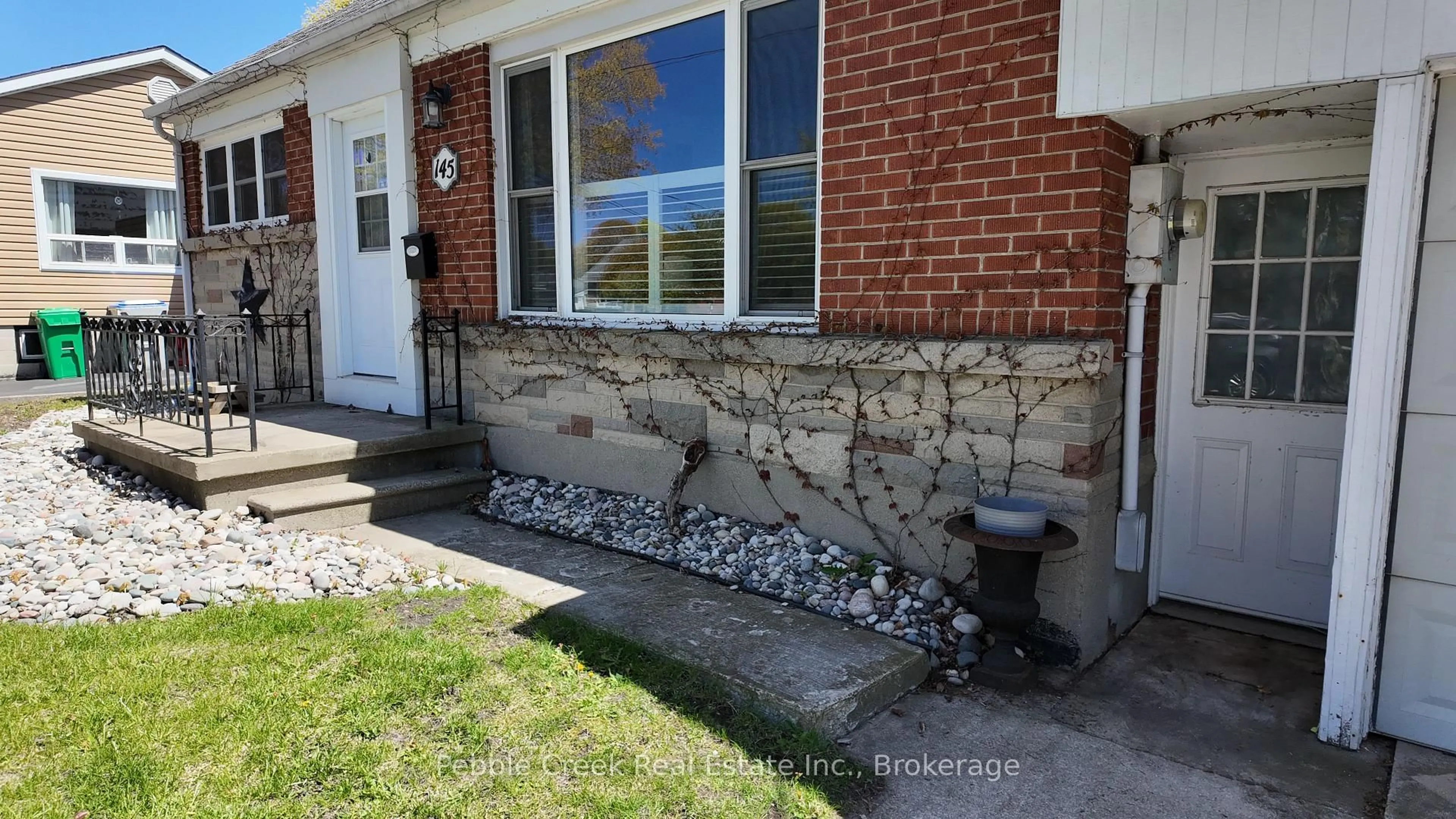 Unknown for 145 Elizabeth St, Goderich Ontario N7A 3T7