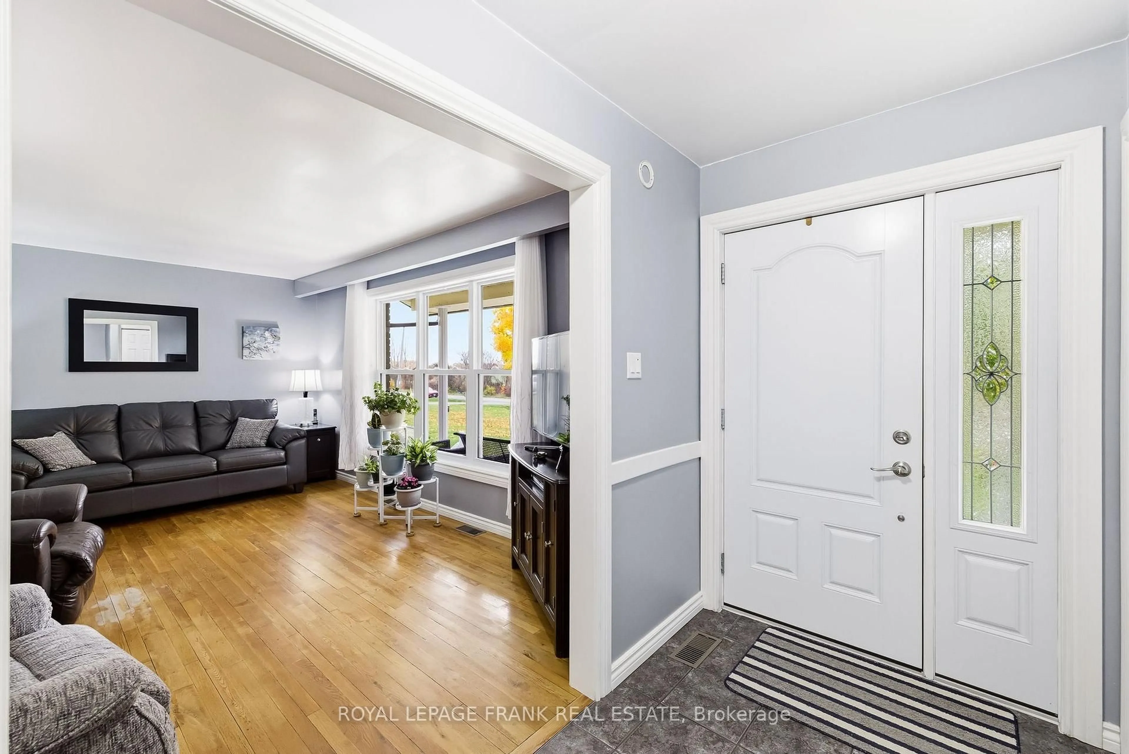 Indoor entryway for 64 Skinkle Rd, Trent Hills Ontario K0K 3K0