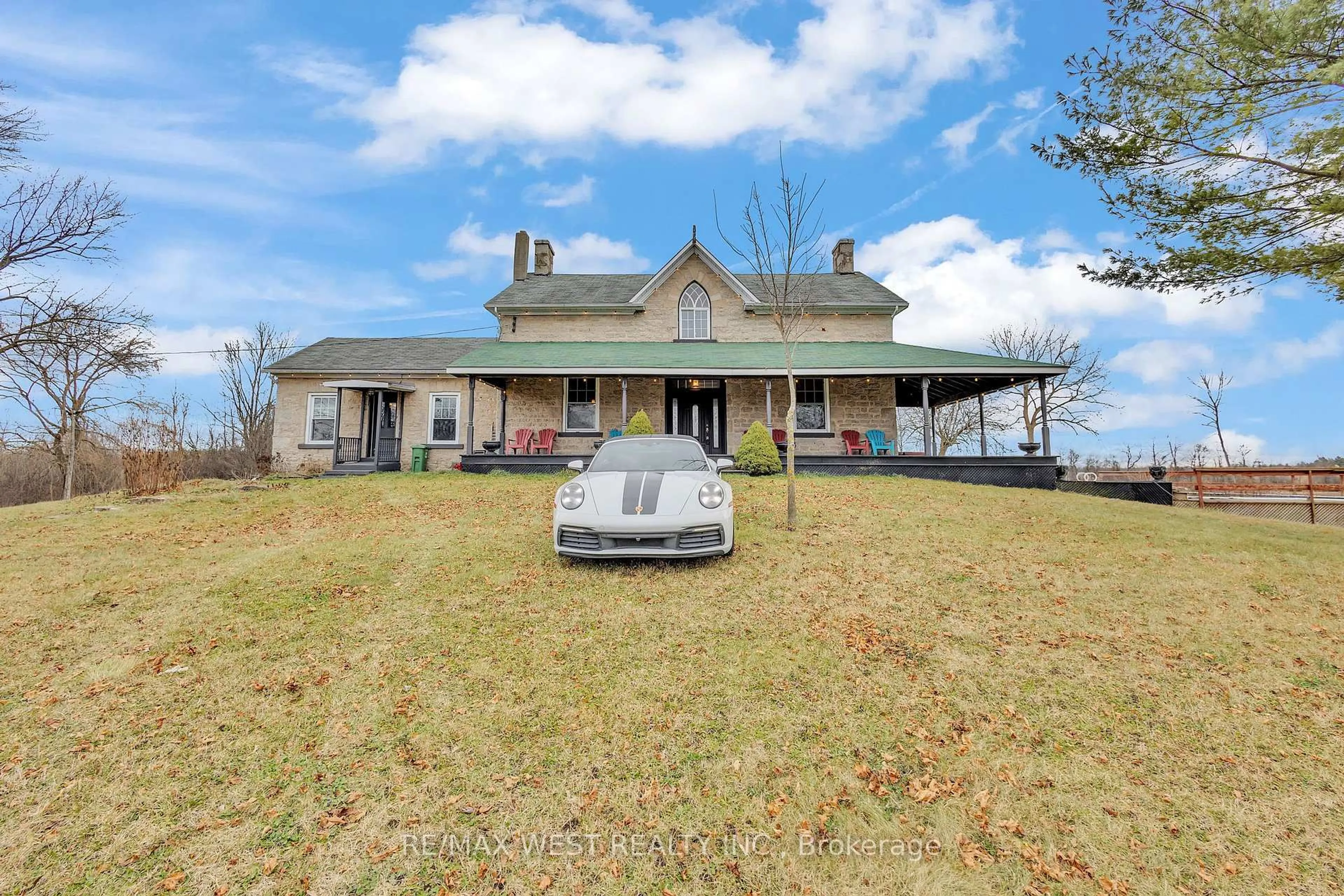 A pic from outside/outdoor area/front of a property/back of a property/a pic from drone, water/lake/river/ocean view for 1802 Regional Rd 97 Rd, Cambridge Ontario N0B 2J0