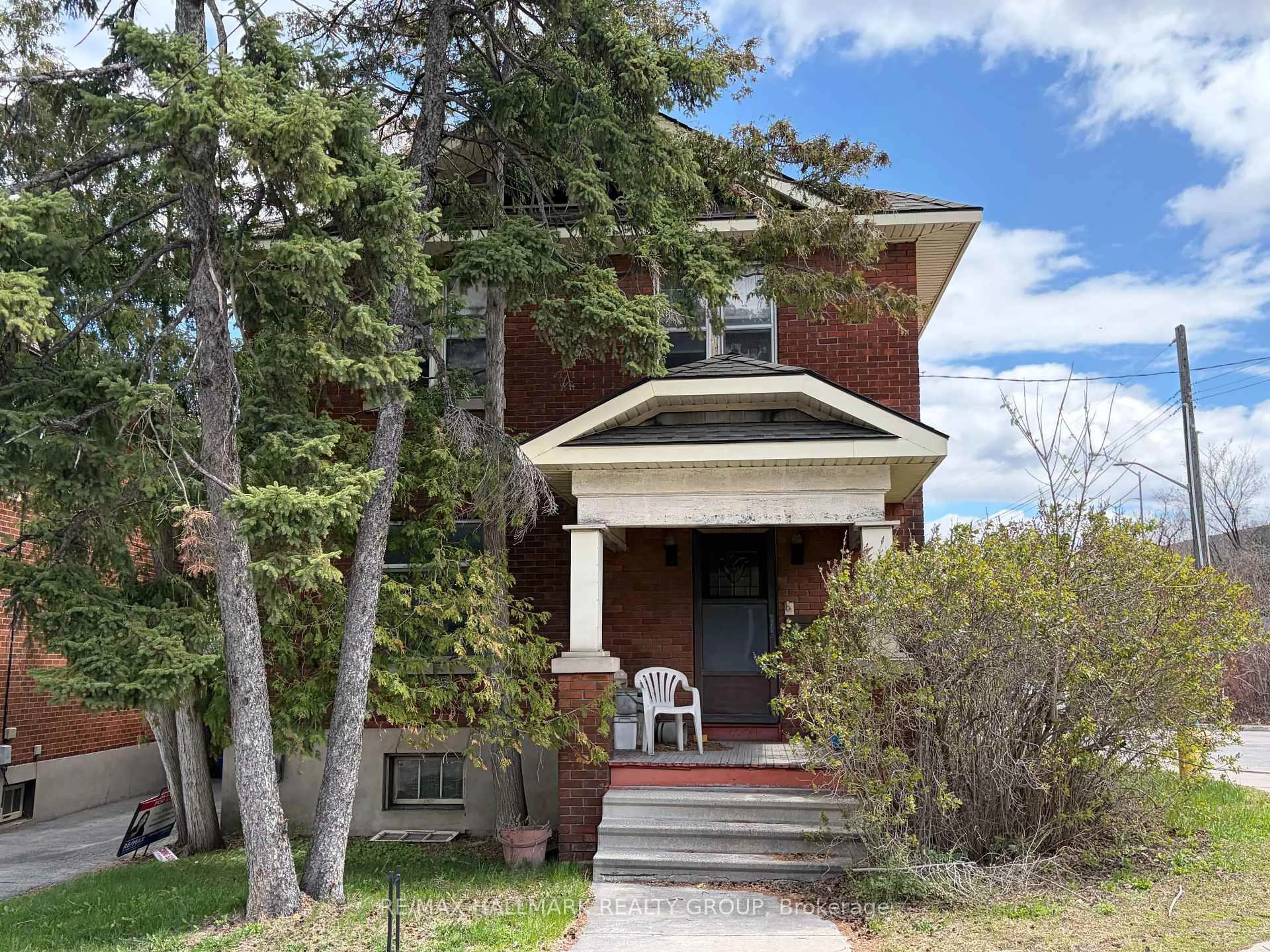Home with brick exterior material, street for 491 Parkdale Ave, Ottawa Ontario K1Y 1H7