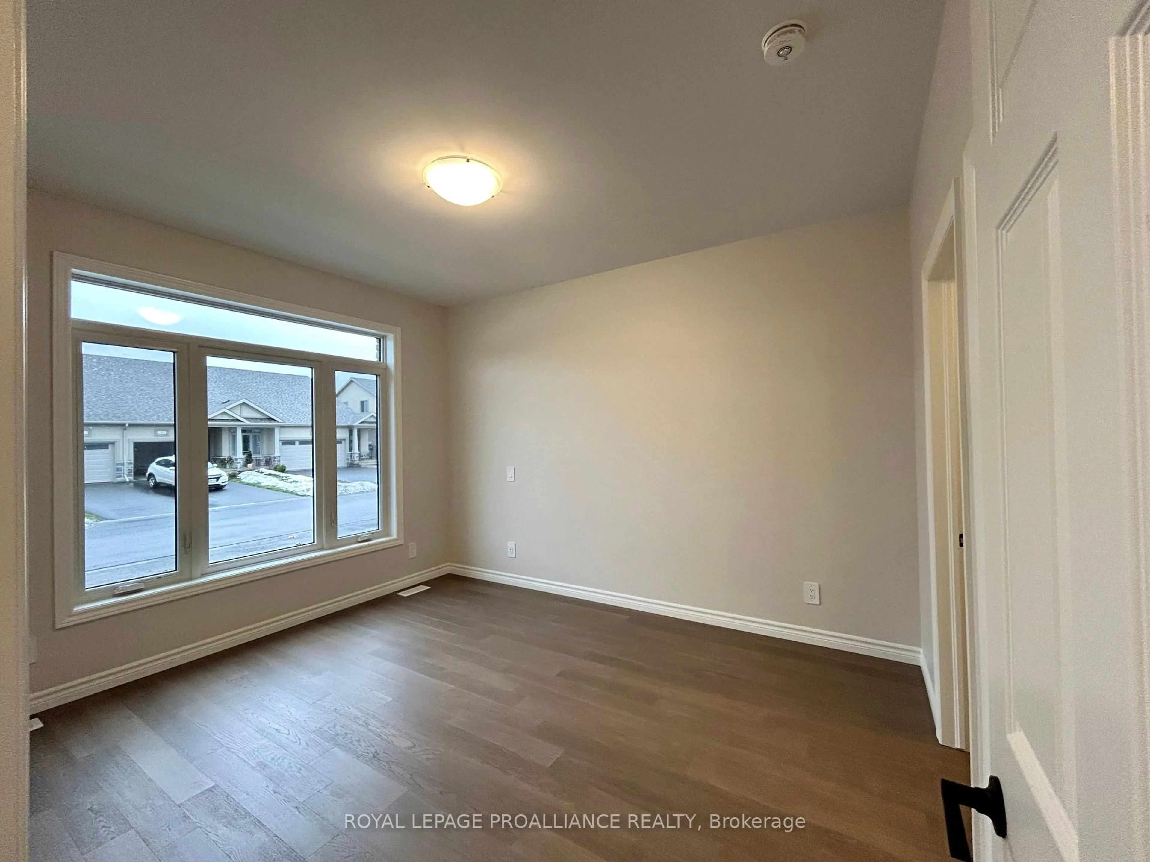 A pic of a room for 83 Athabaska Dr, Belleville Ontario K8N 0T1