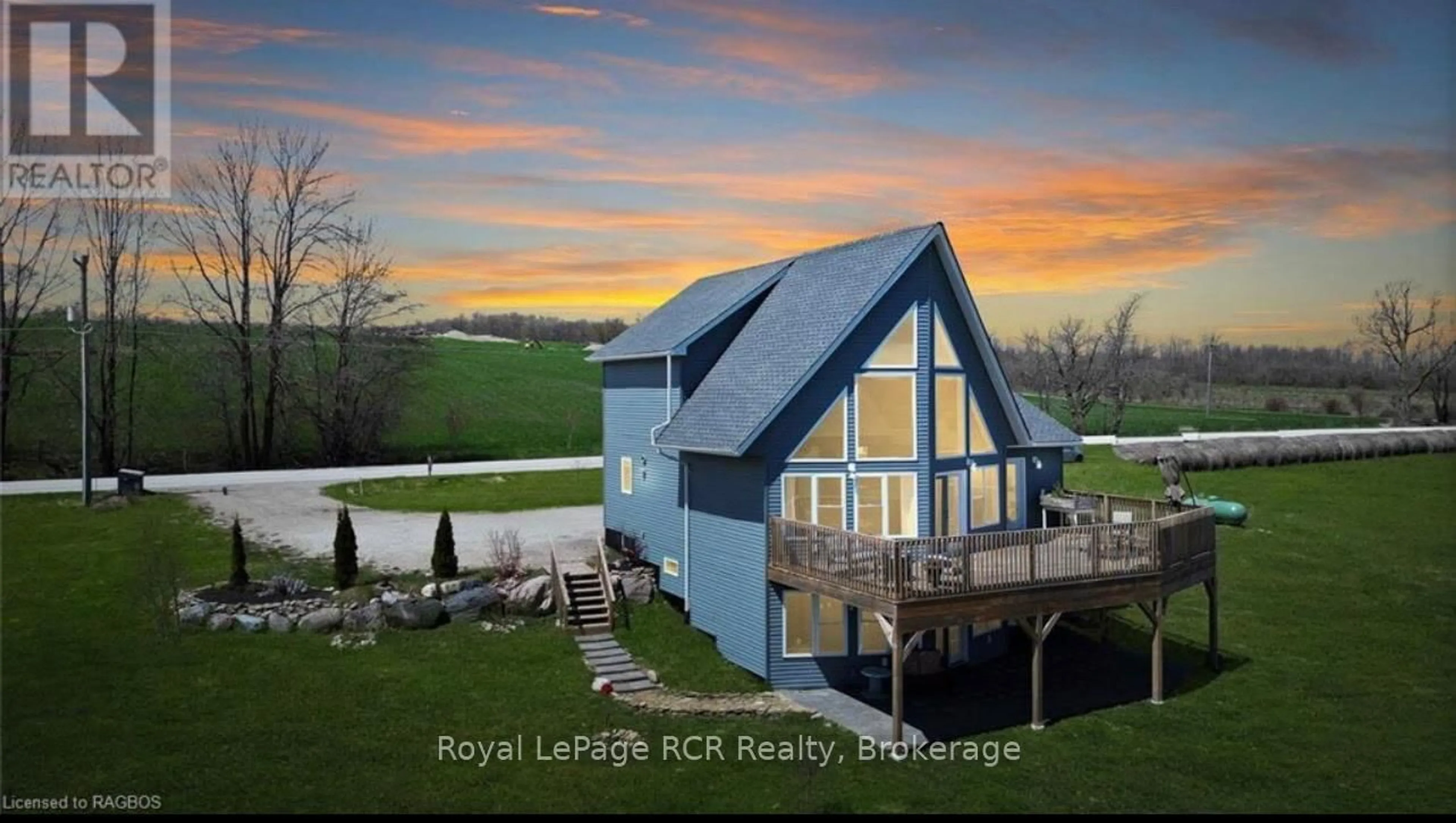 A pic from outside/outdoor area/front of a property/back of a property/a pic from drone, water/lake/river/ocean view for 430099 Sydenham Lakeshore Dr, Meaford Ontario N0H 1B0