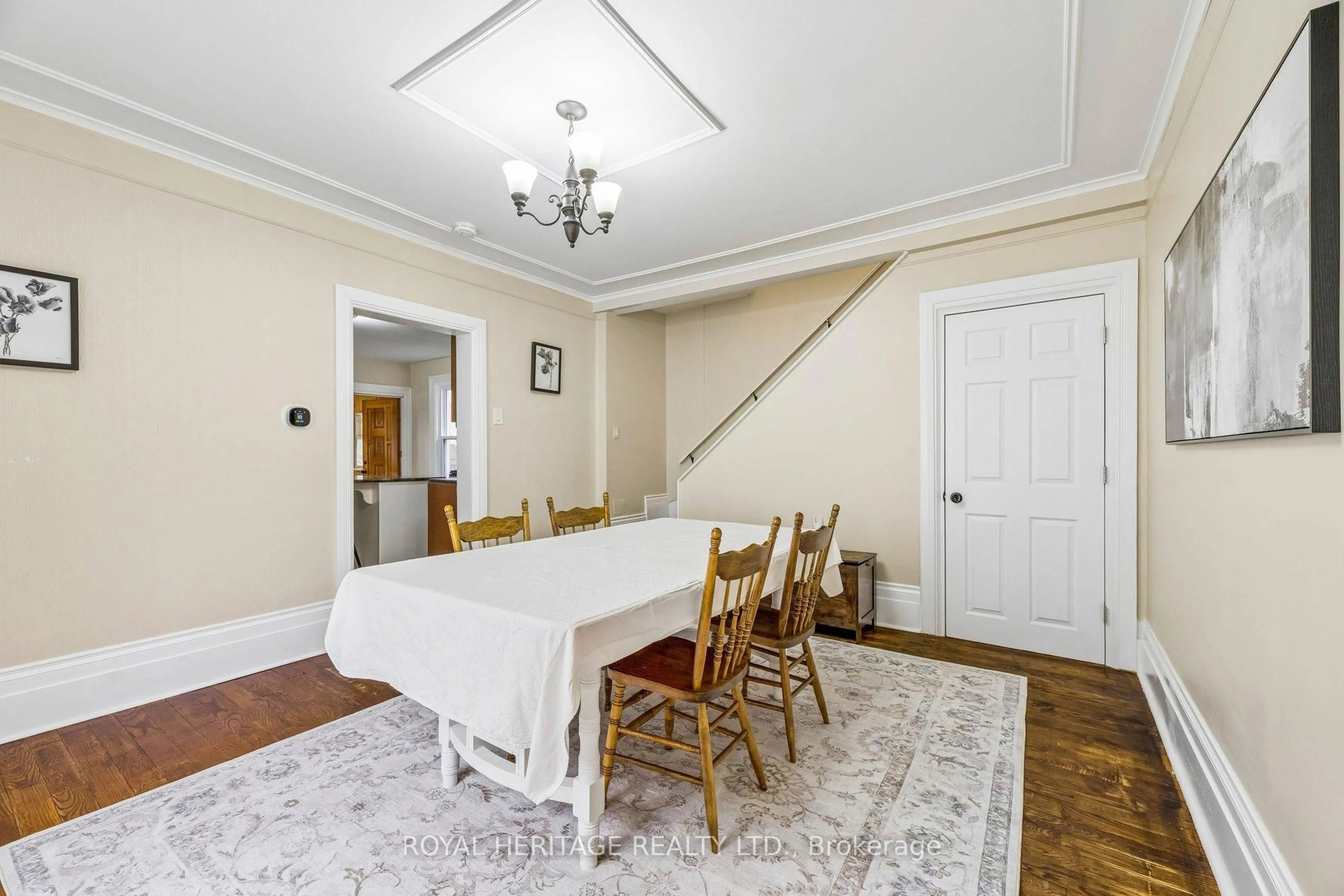 Dining room, unknown for 505 Paterson St, Peterborough Ontario K9J 4P8