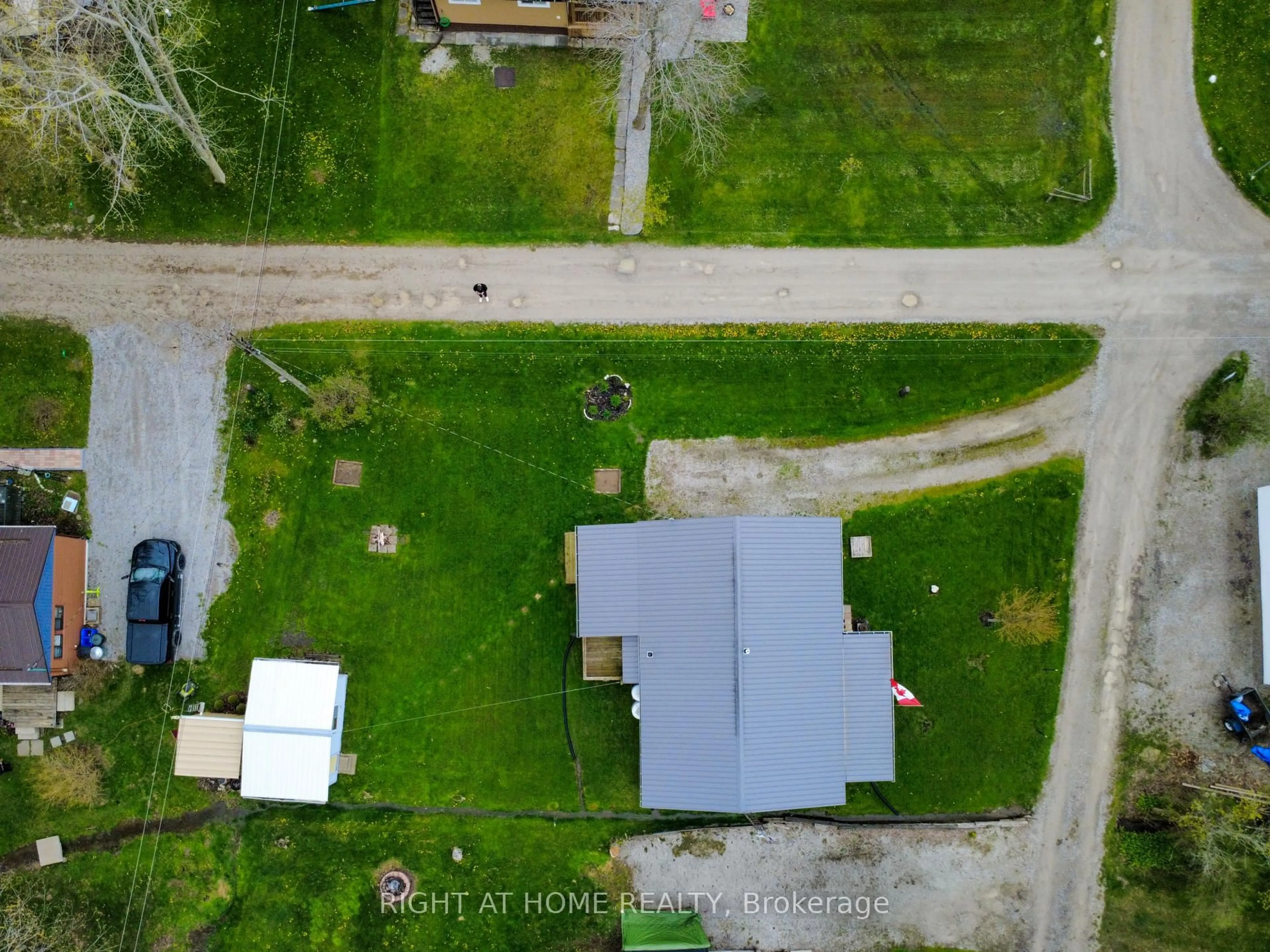 A pic from outside/outdoor area/front of a property/back of a property/a pic from drone, street for 21 Lakeview Lane, Haldimand Ontario N0A 1P0