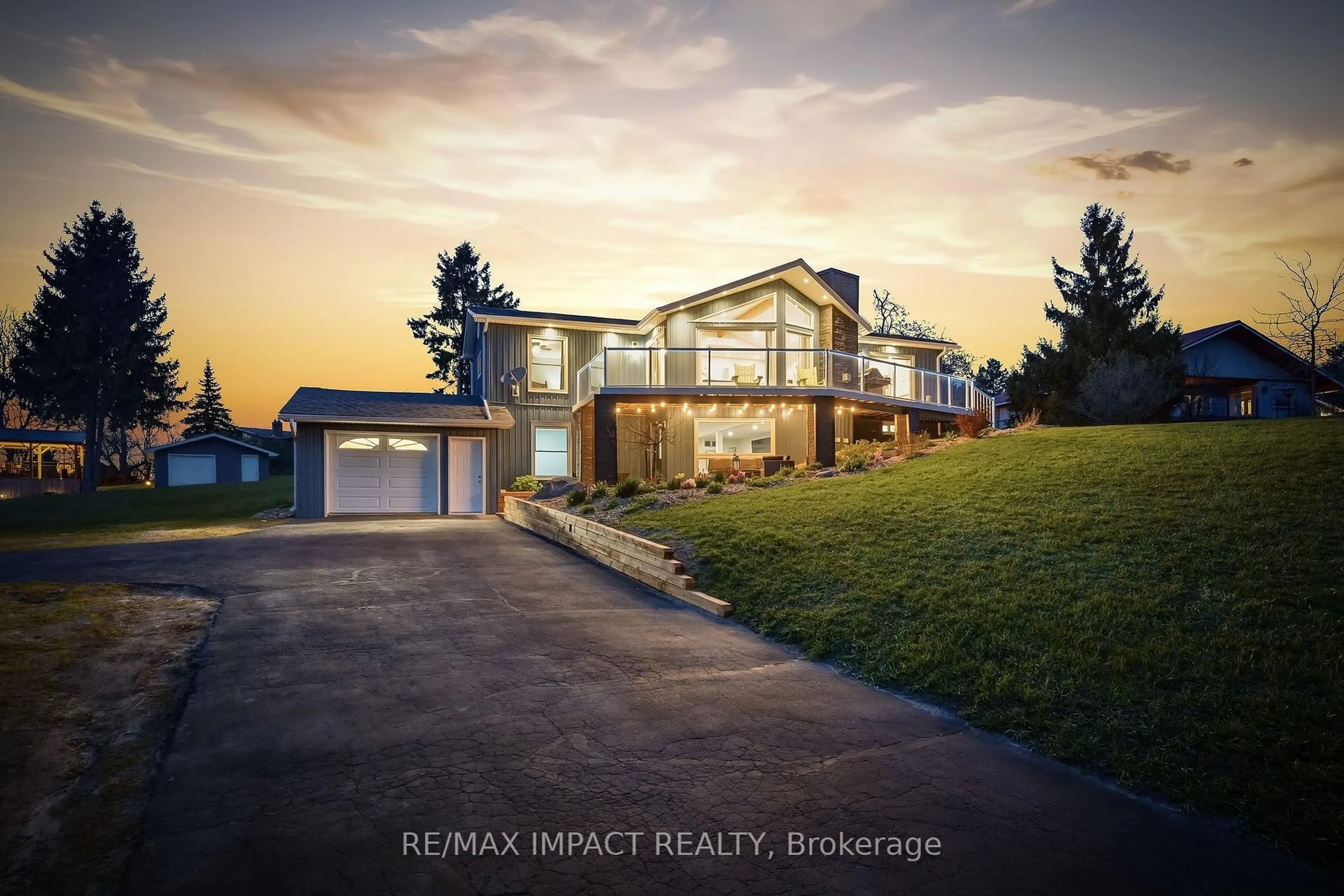 A pic from outside/outdoor area/front of a property/back of a property/a pic from drone, street for 2 Skiview Dr, Cavan Monaghan Ontario L0A 1A0