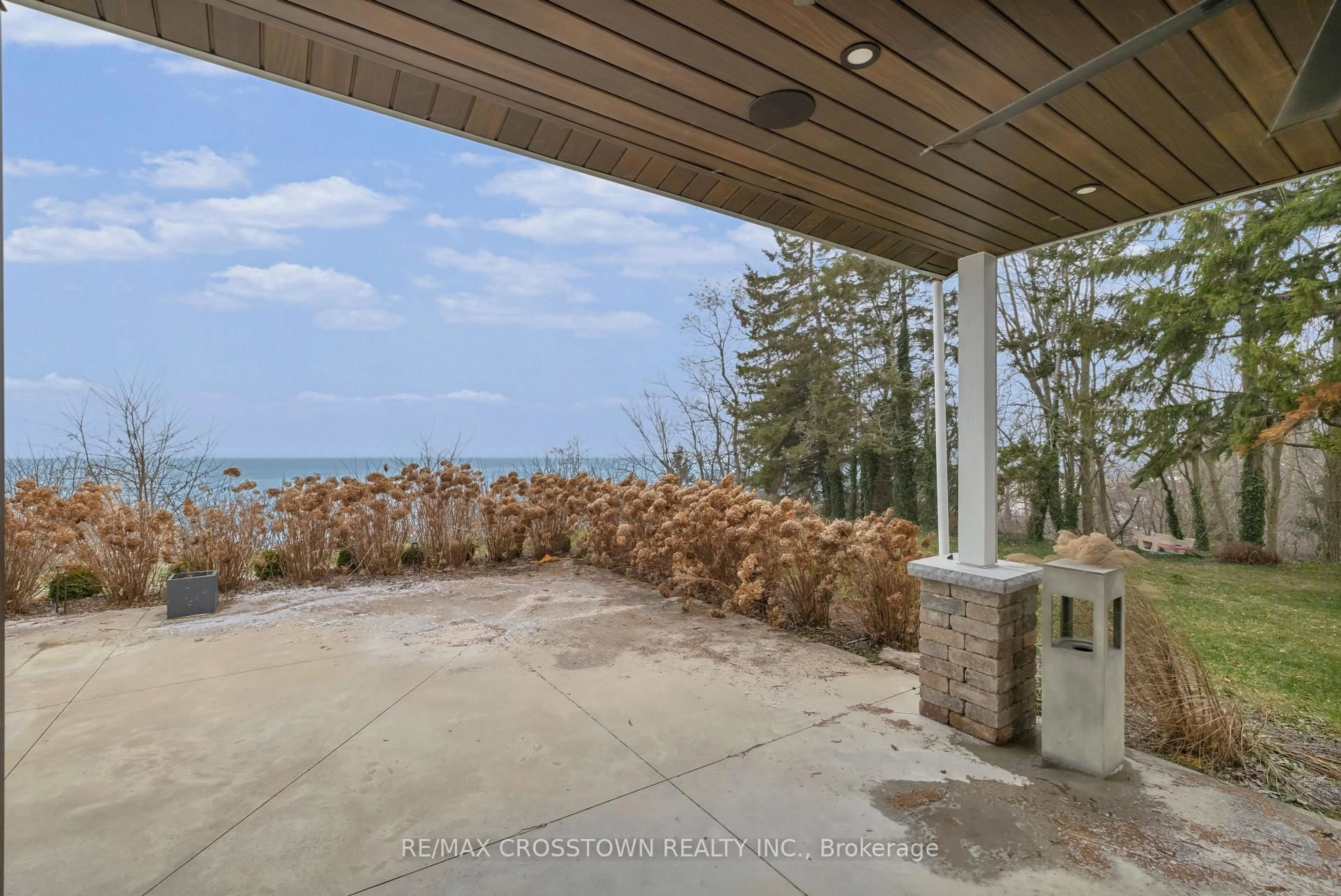 Patio, water/lake/river/ocean view for 434 Front Rd, Norfolk Ontario N0E 1P0