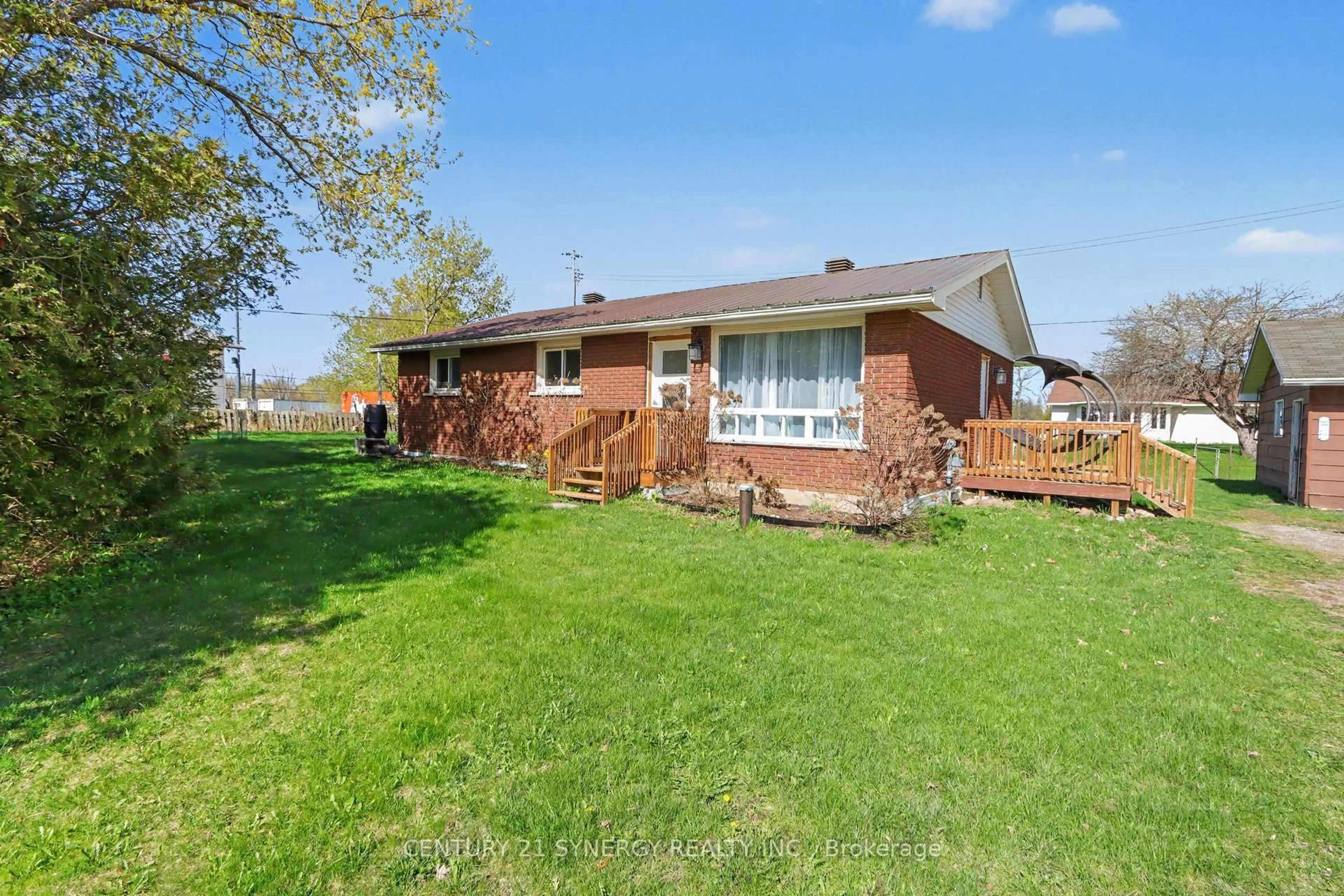 Home with brick exterior material, unknown for 130 Saumure Circ, Smiths Falls Ontario K7A 4S4