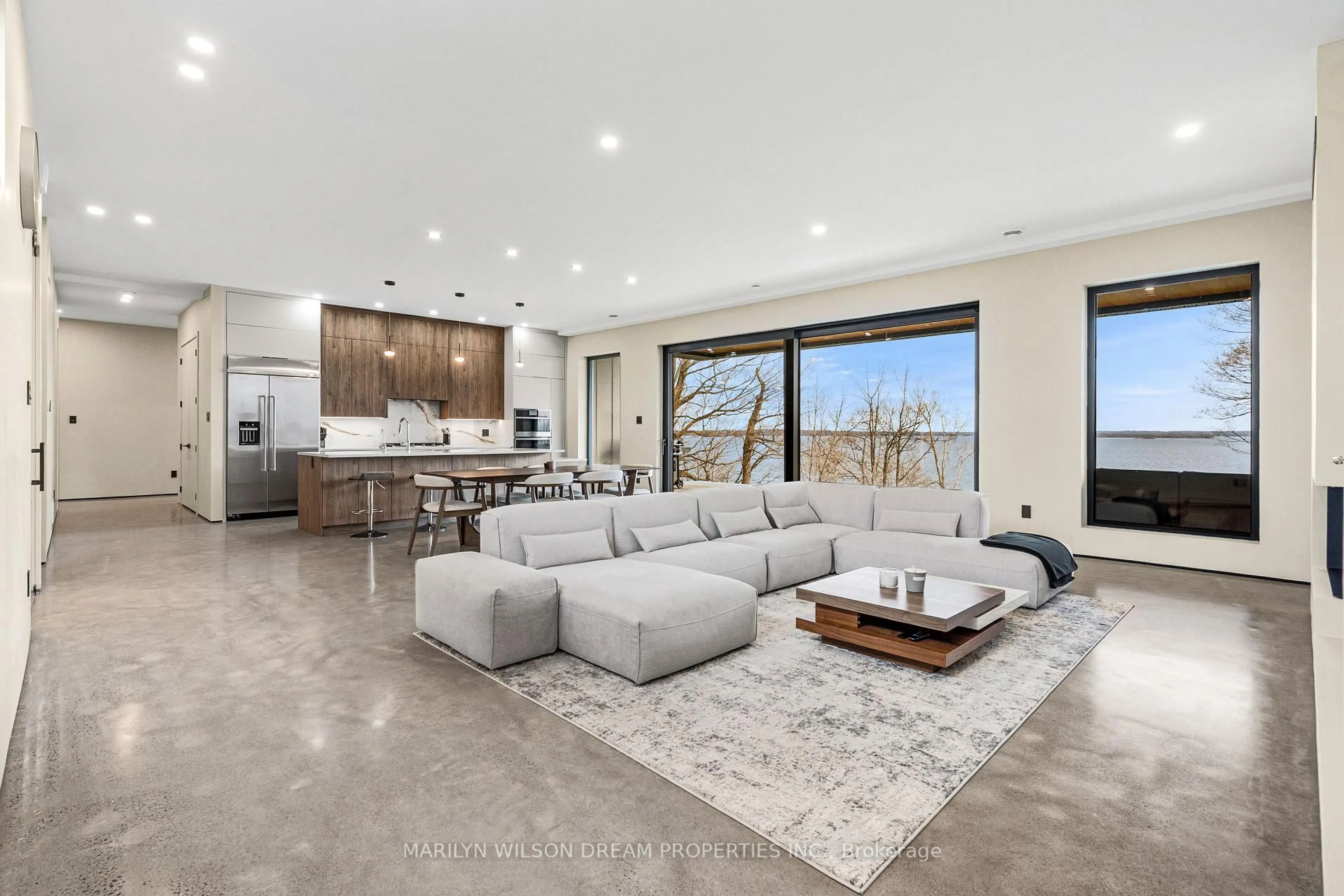 Open concept kitchen, ceramic/tile floor for 2486 Howe Island Dr, Gananoque Ontario K7G 2V6