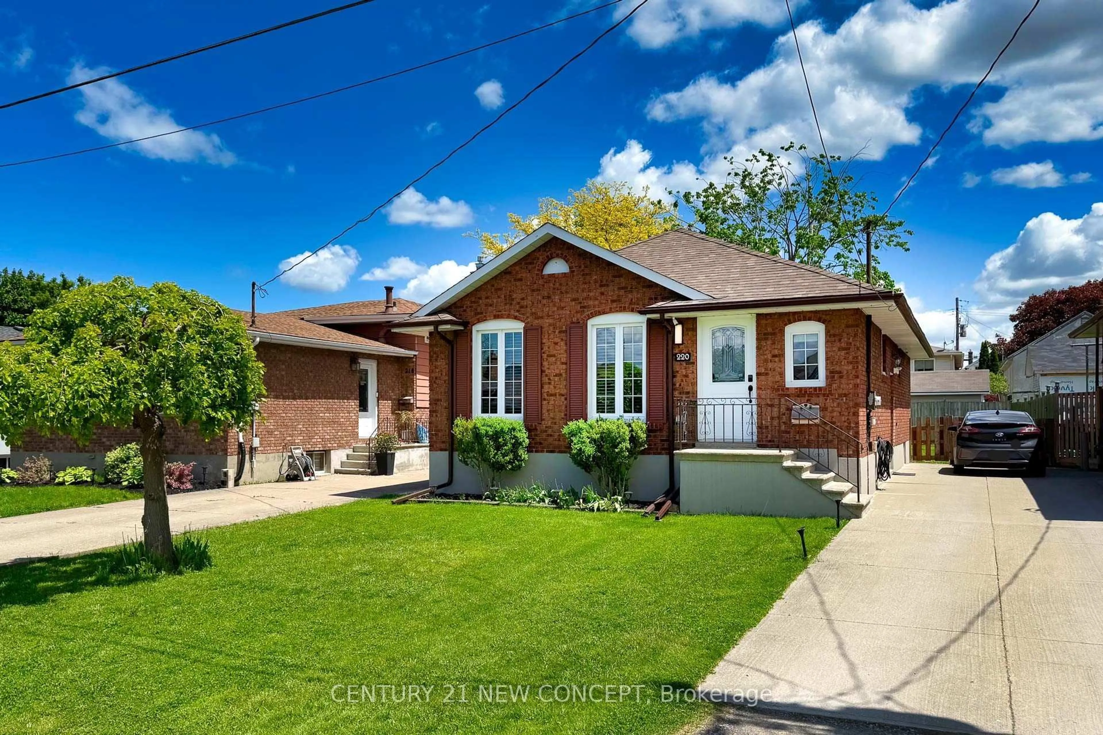 Home with brick exterior material, street for 220 Ontario St, Thorold Ontario L2V 1E4