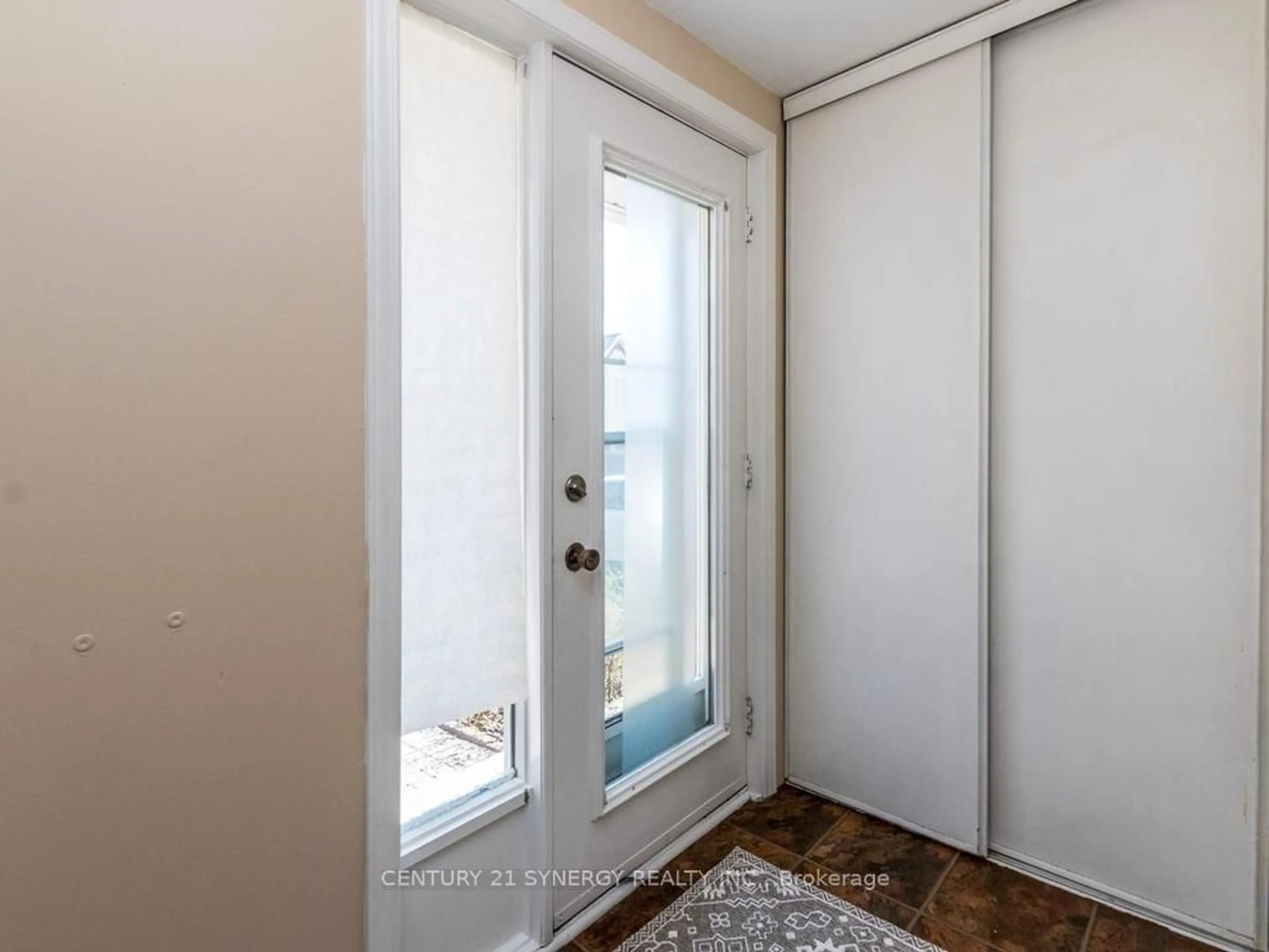 Indoor entryway for 22C Maple Ridge Cres #80, Nepean Ontario K2J 3L2