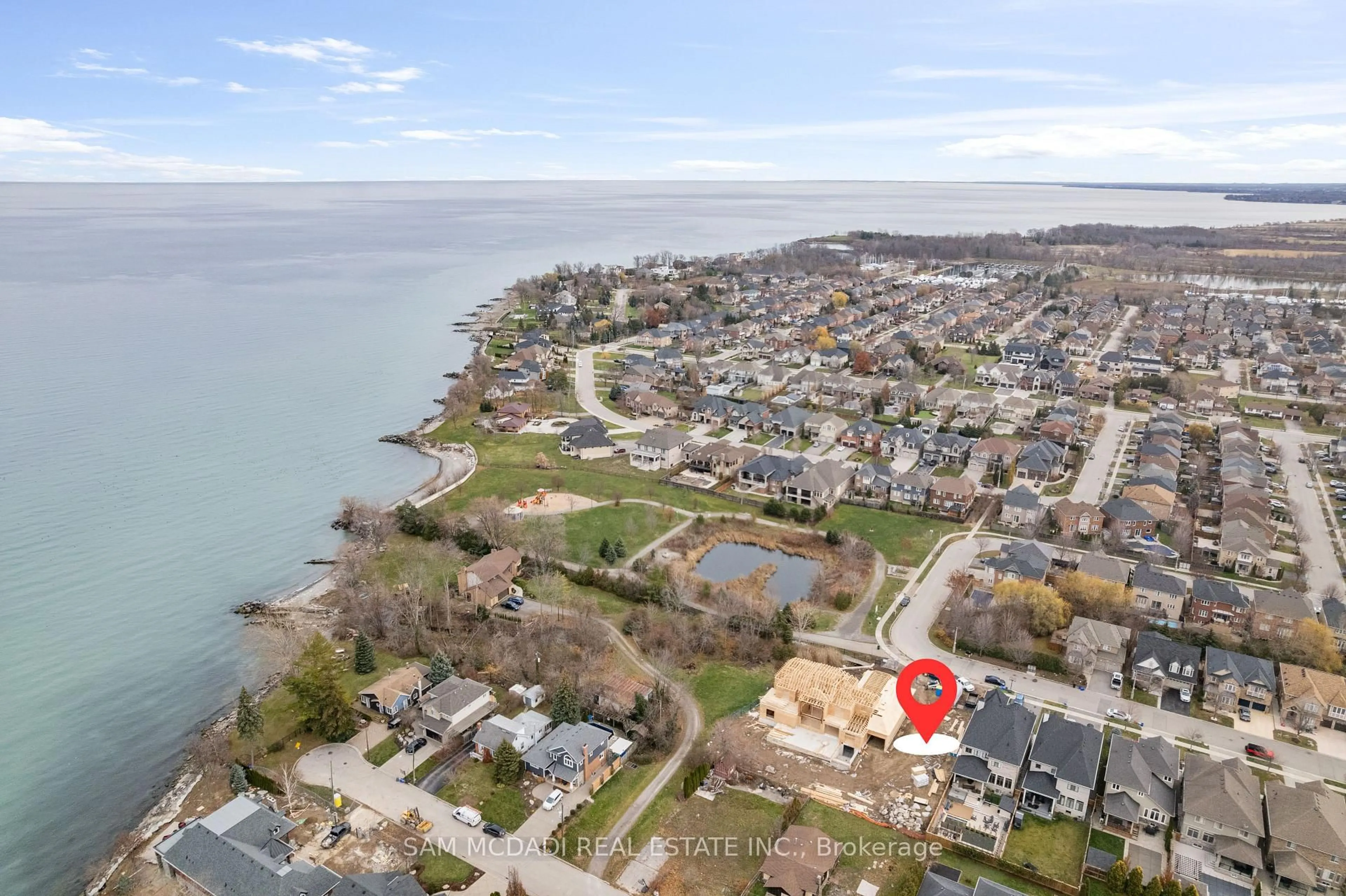 A pic from outside/outdoor area/front of a property/back of a property/a pic from drone, water/lake/river/ocean view for 451C MONTREAL Circ, Hamilton Ontario L8E 0E2