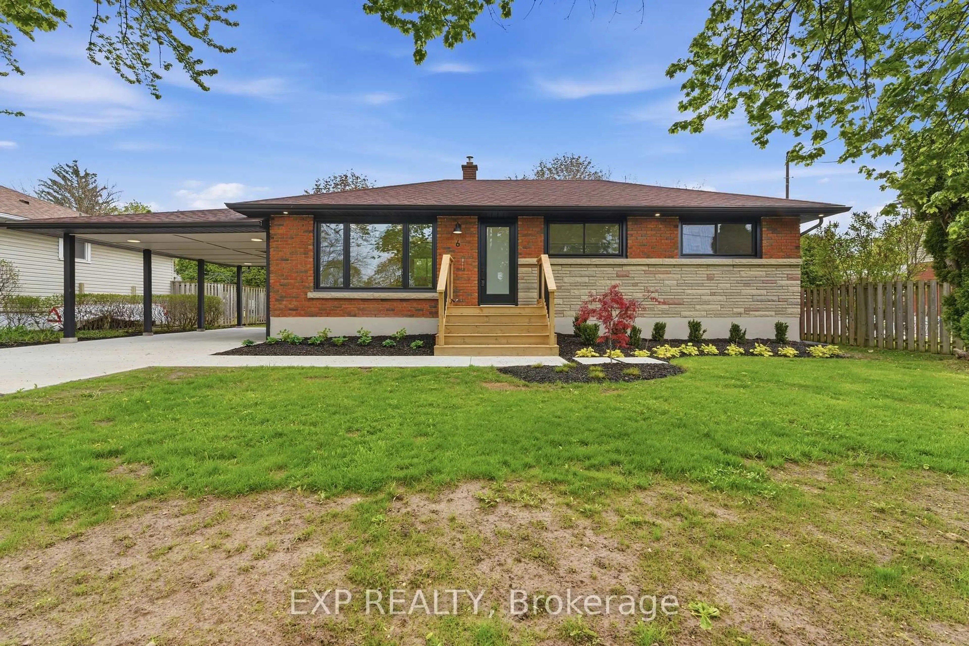 Home with brick exterior material, unknown for 6 Bessborough Dr, St. Catharines Ontario L2M 3G2