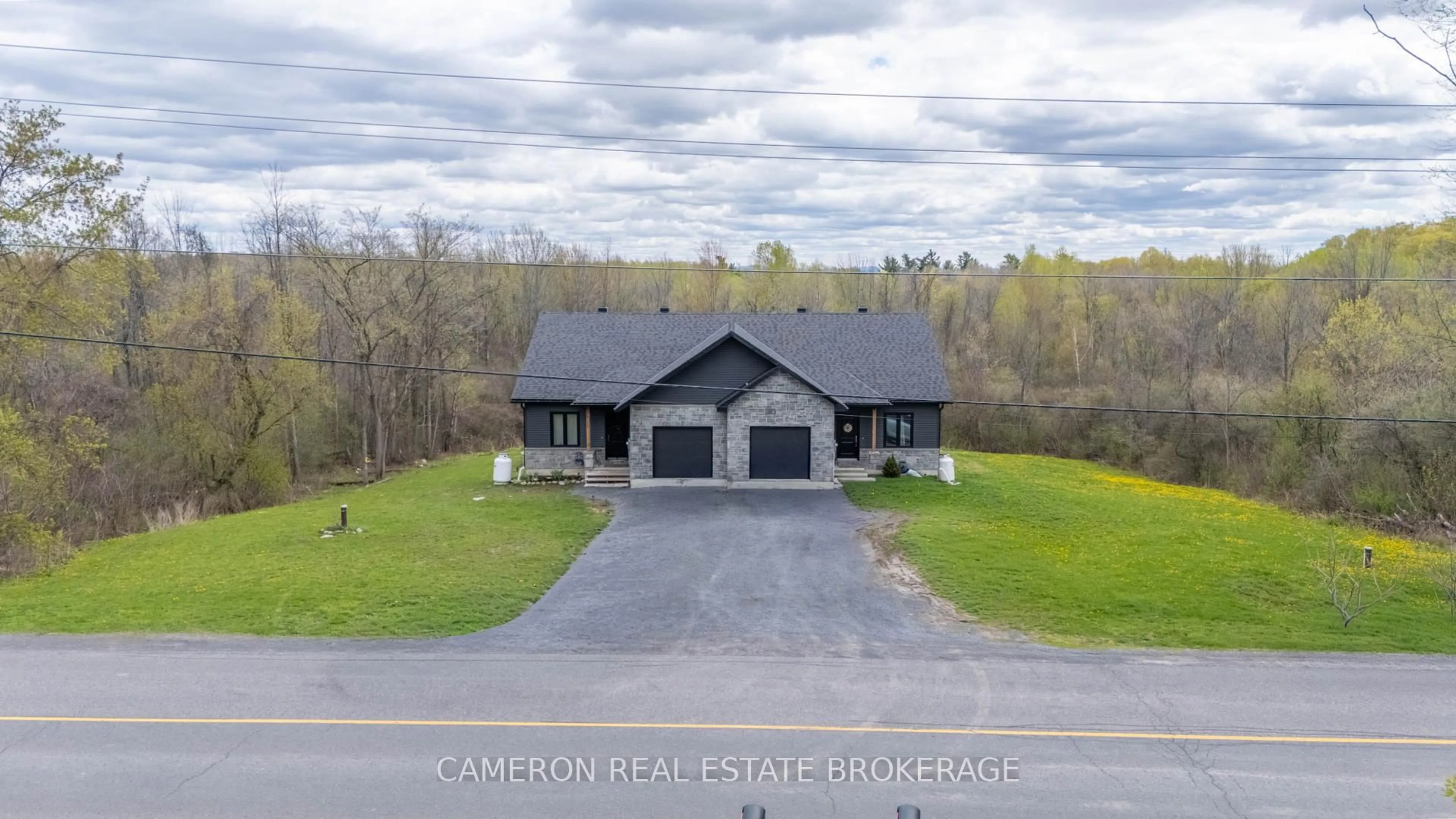 A pic from outside/outdoor area/front of a property/back of a property/a pic from drone, unknown for 18676 A-B Paragon Rd, South Glengarry Ontario K6H 5R5