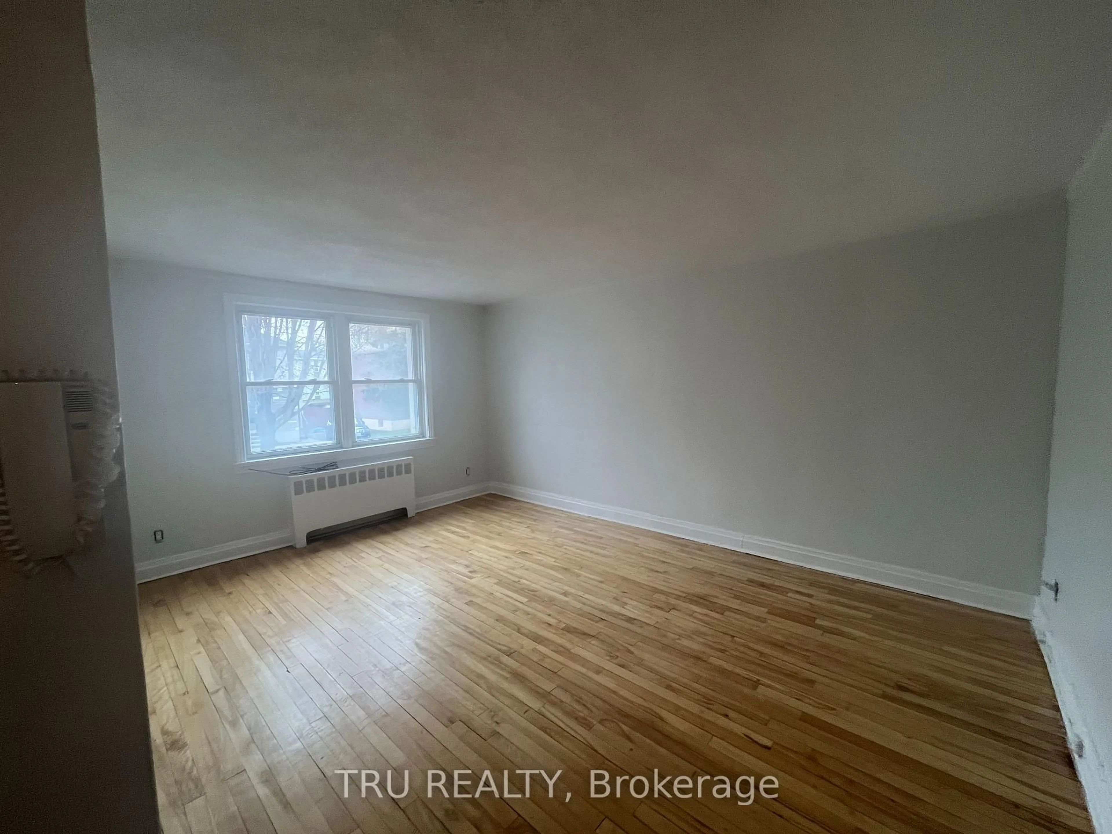 A pic of a room for 384 Blake Blvd #3, Ottawa Ontario K1L 6L2