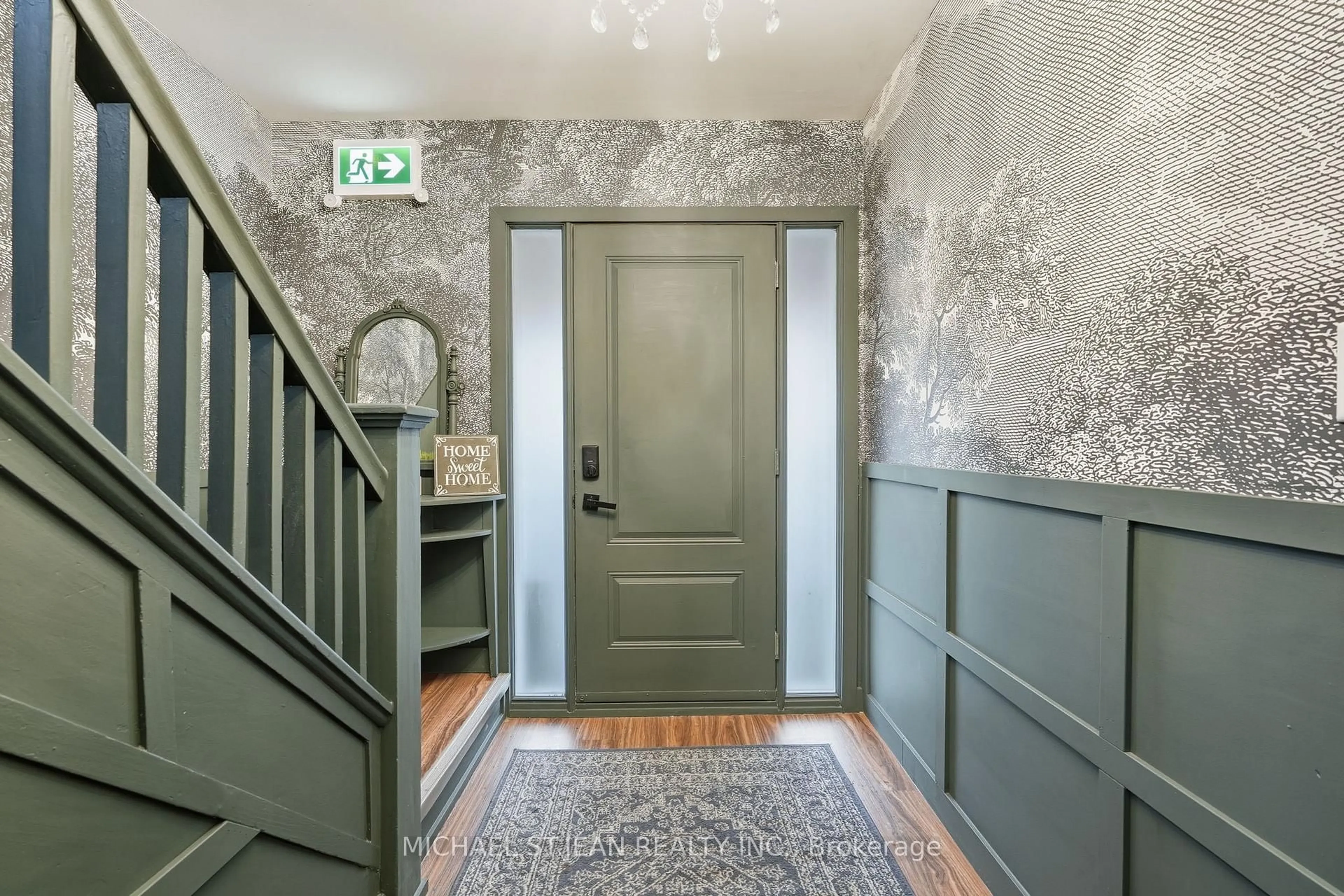 Indoor entryway for 305 Cannon St, Hamilton Ontario L8L 2B7