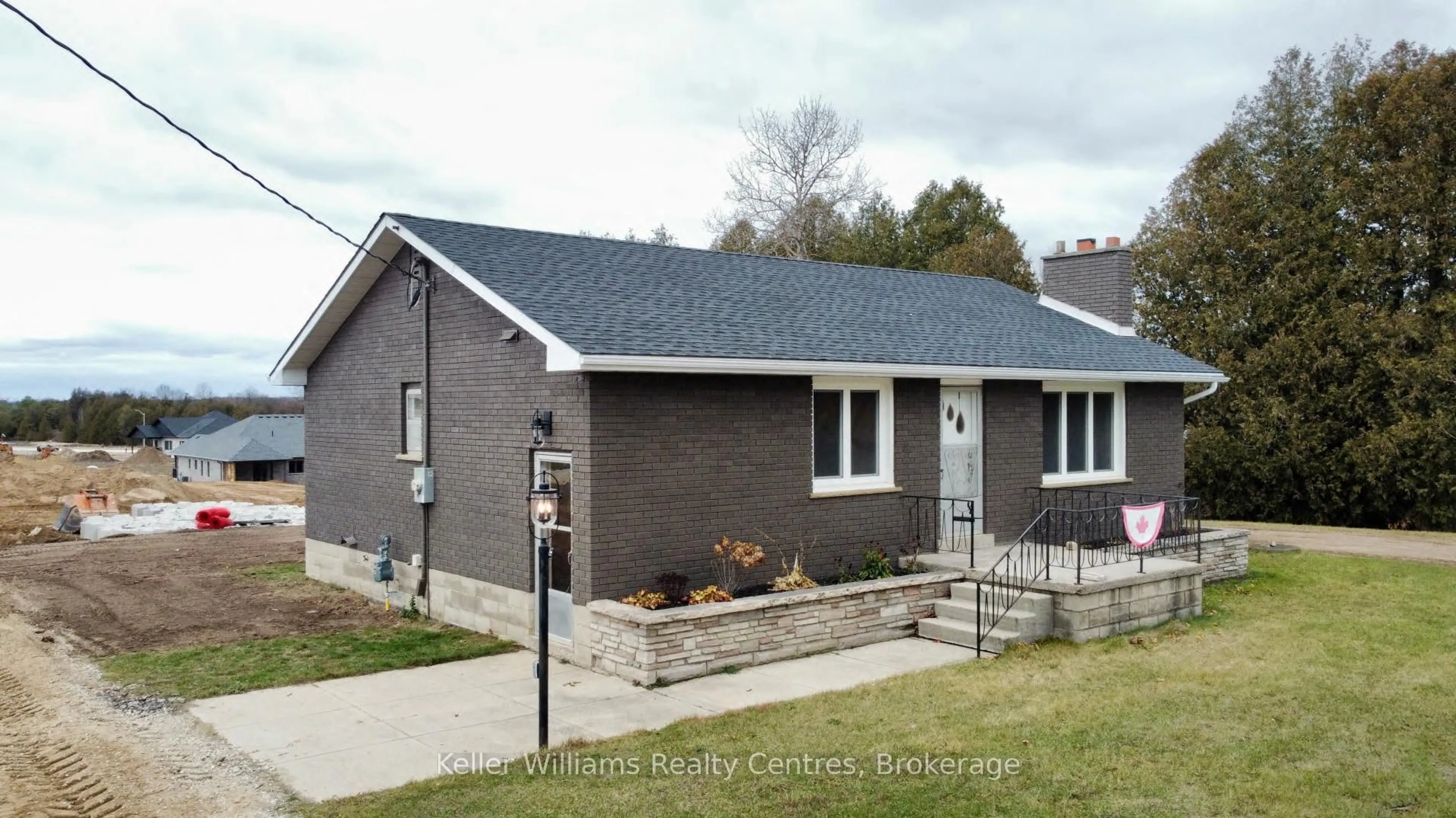Home with vinyl exterior material, street for 854 GREY ROAD 28, Hanover Ontario N4N 3B8