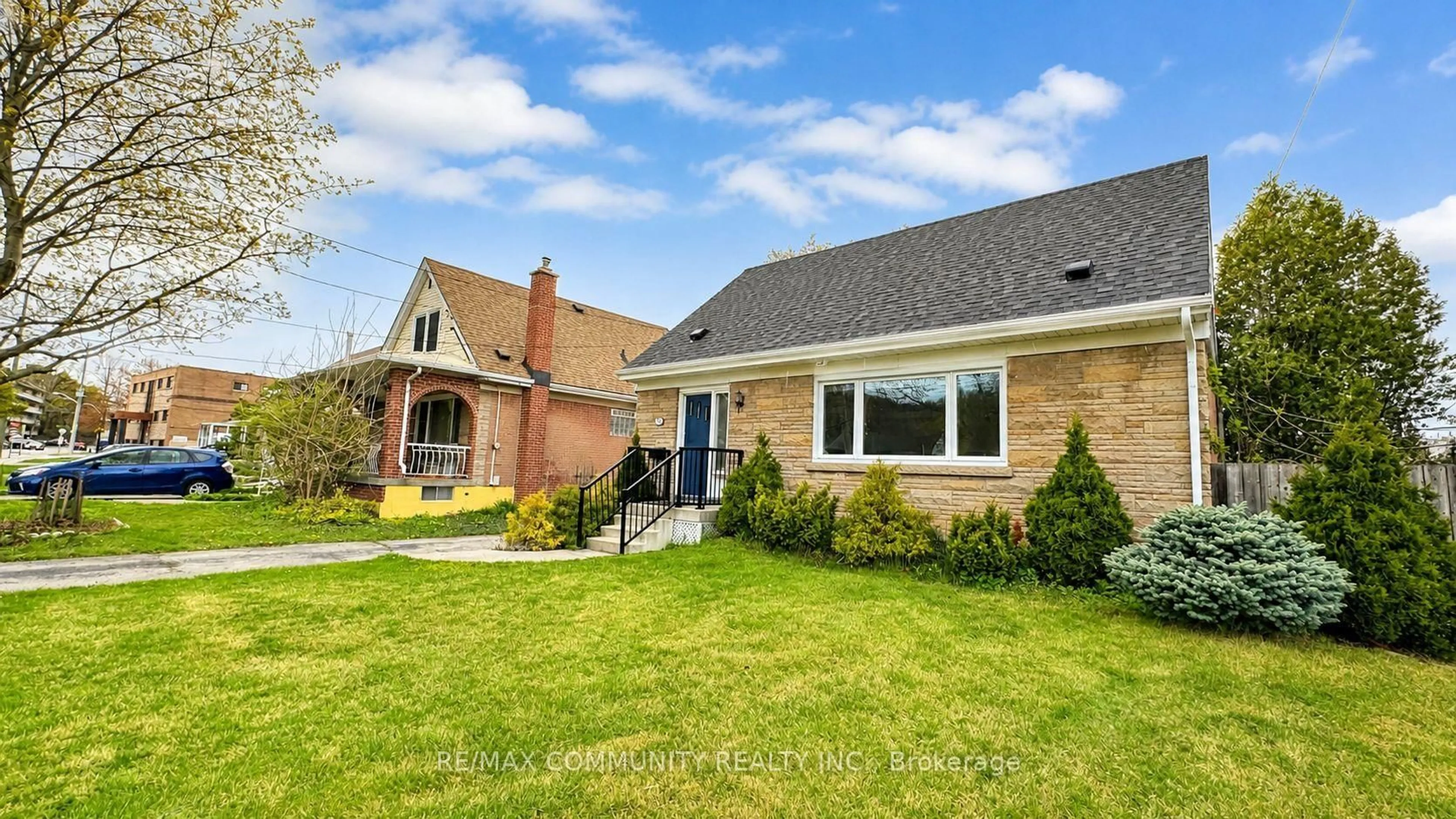 Home with brick exterior material, street for 386 Whitney Ave, Hamilton Ontario L8S 2H4