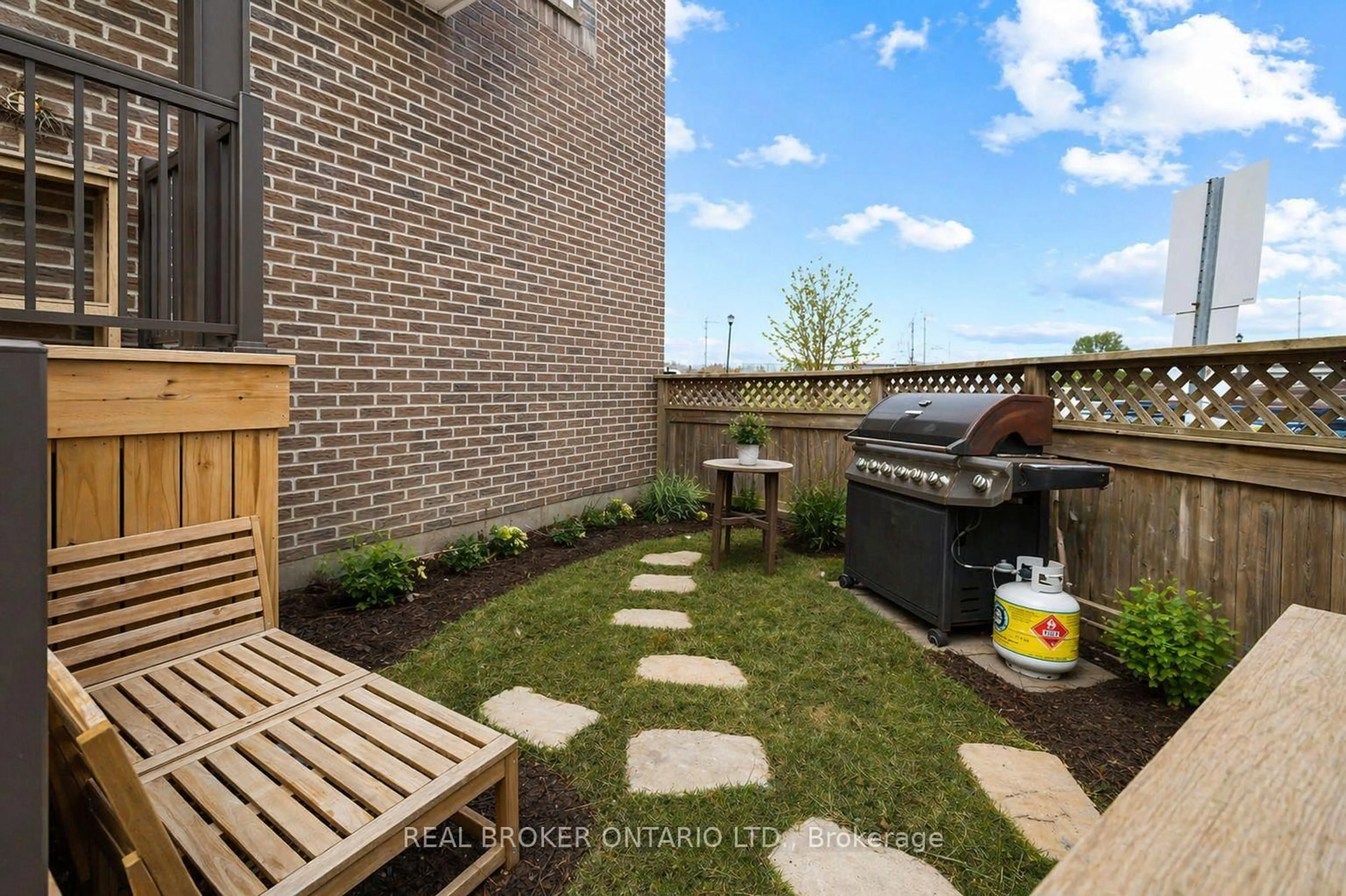 Patio, street for 7 Timberview Way #3, Ottawa Ontario K2H 9M5