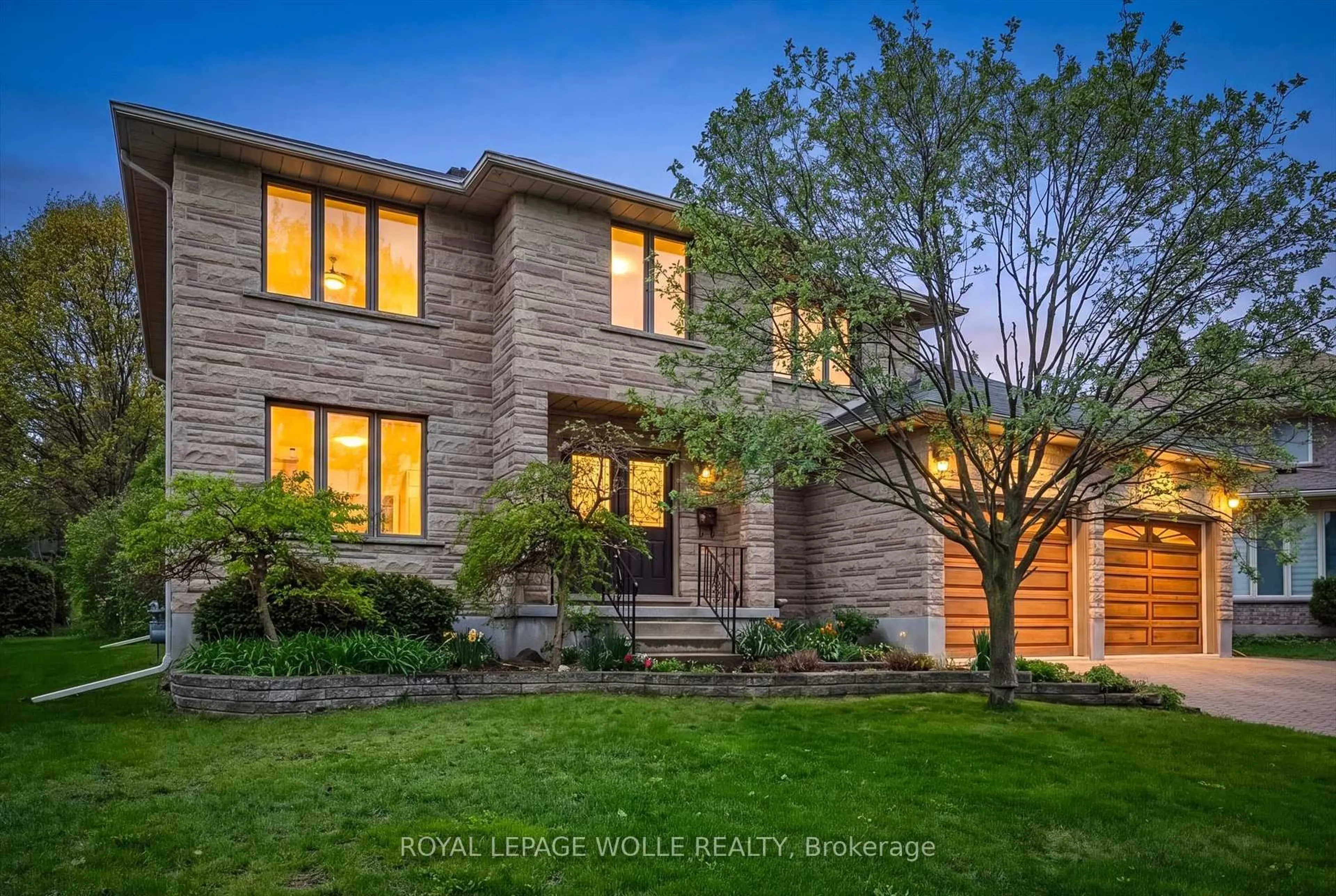Home with brick exterior material, street for 82 Corfield Dr, Kitchener Ontario N2A 3W9