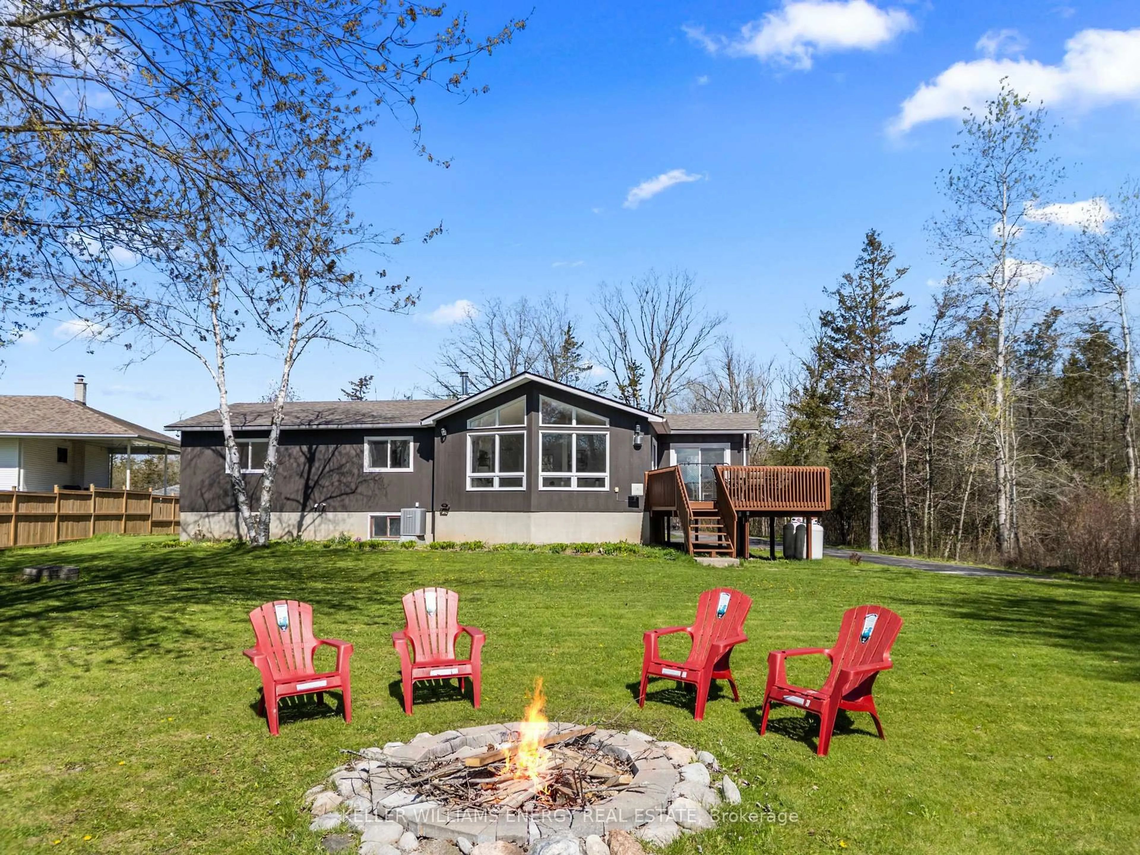 Patio, water/lake/river/ocean view for 269 Hillside Dr, Trent Hills Ontario K0L 1L0