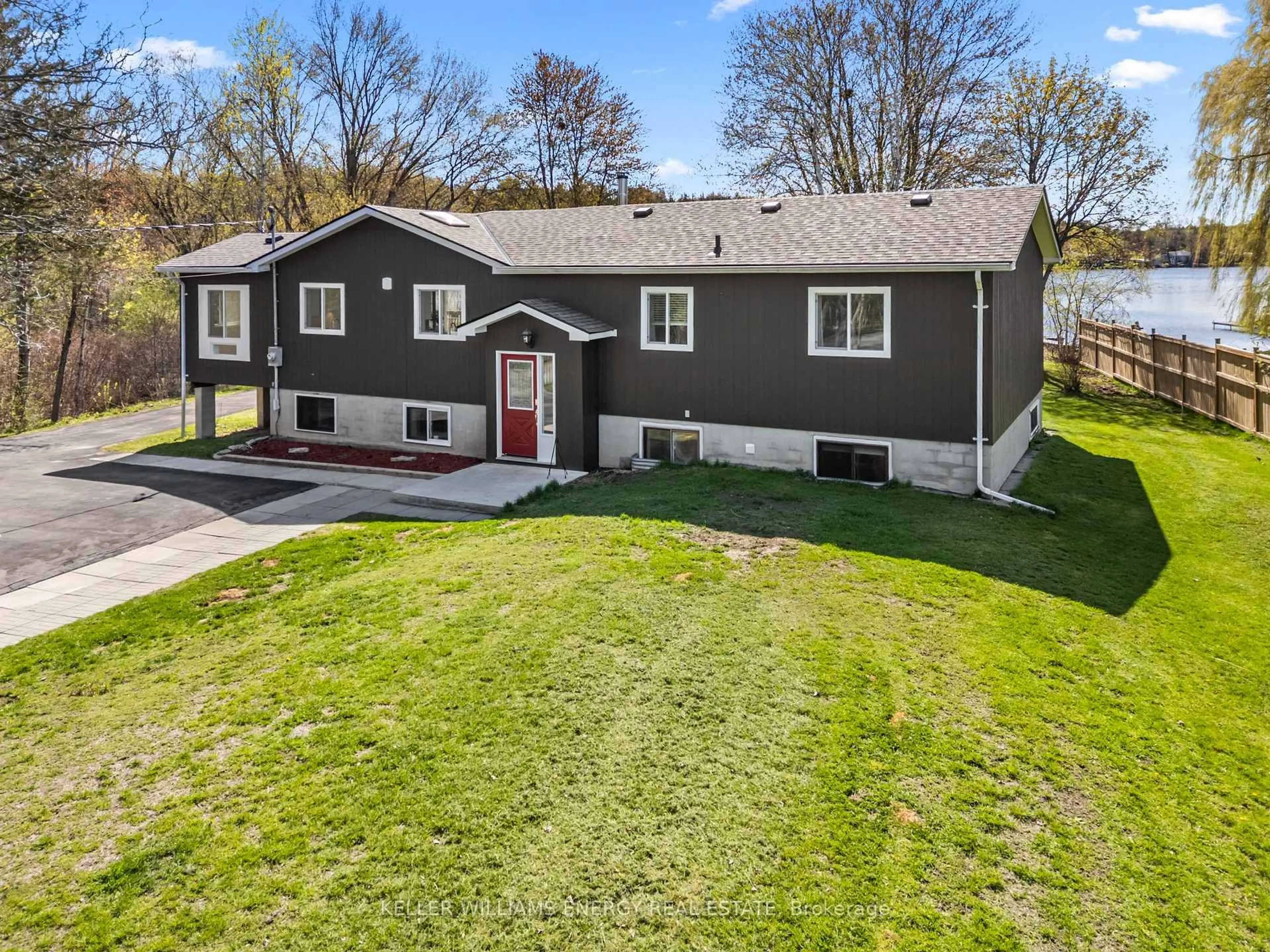 A pic from outside/outdoor area/front of a property/back of a property/a pic from drone, street for 269 Hillside Dr, Trent Hills Ontario K0L 1L0