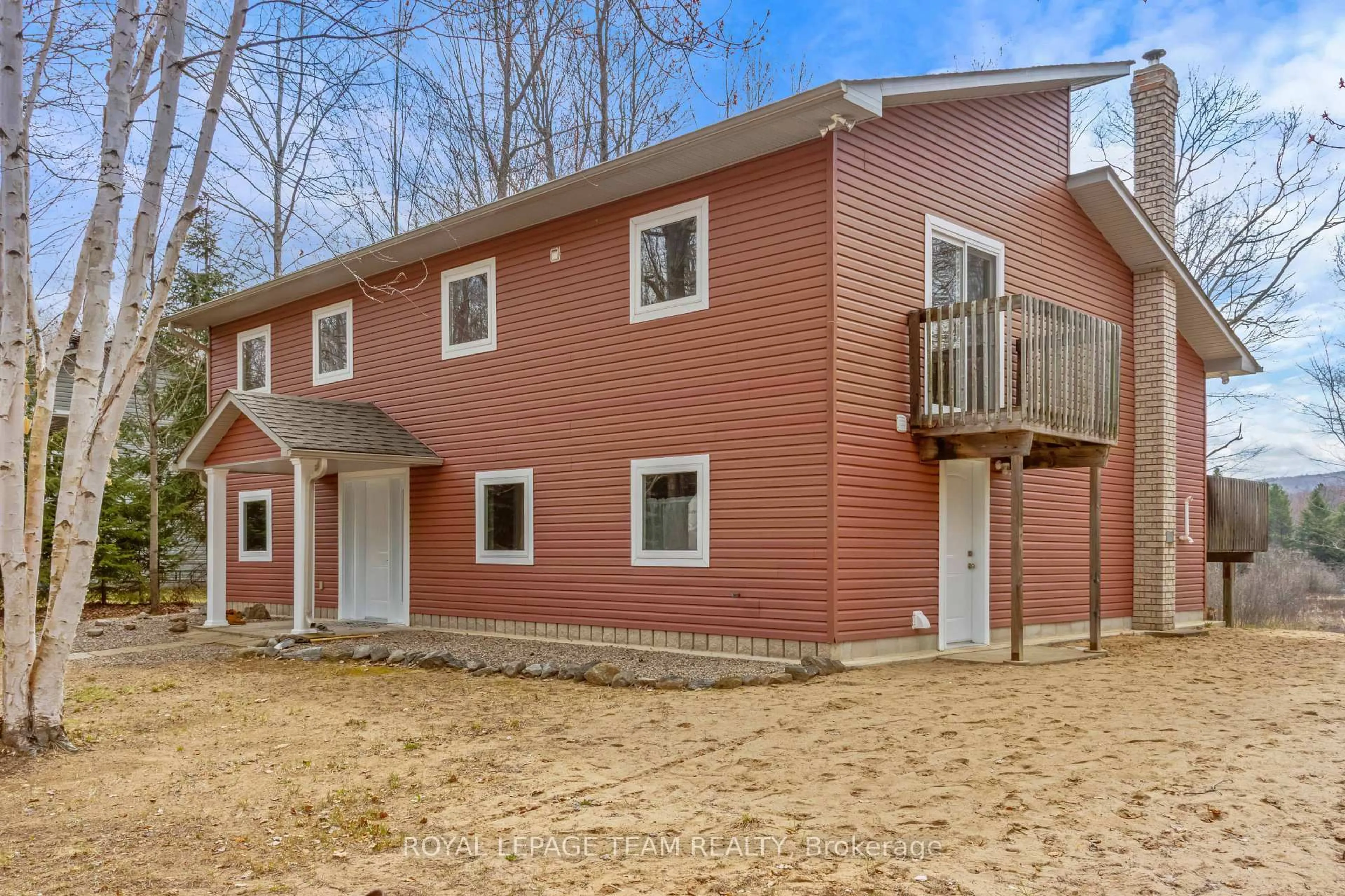 Home with vinyl exterior material, unknown for 112 Golfers Lane, Combermere Ontario K0J 1L0