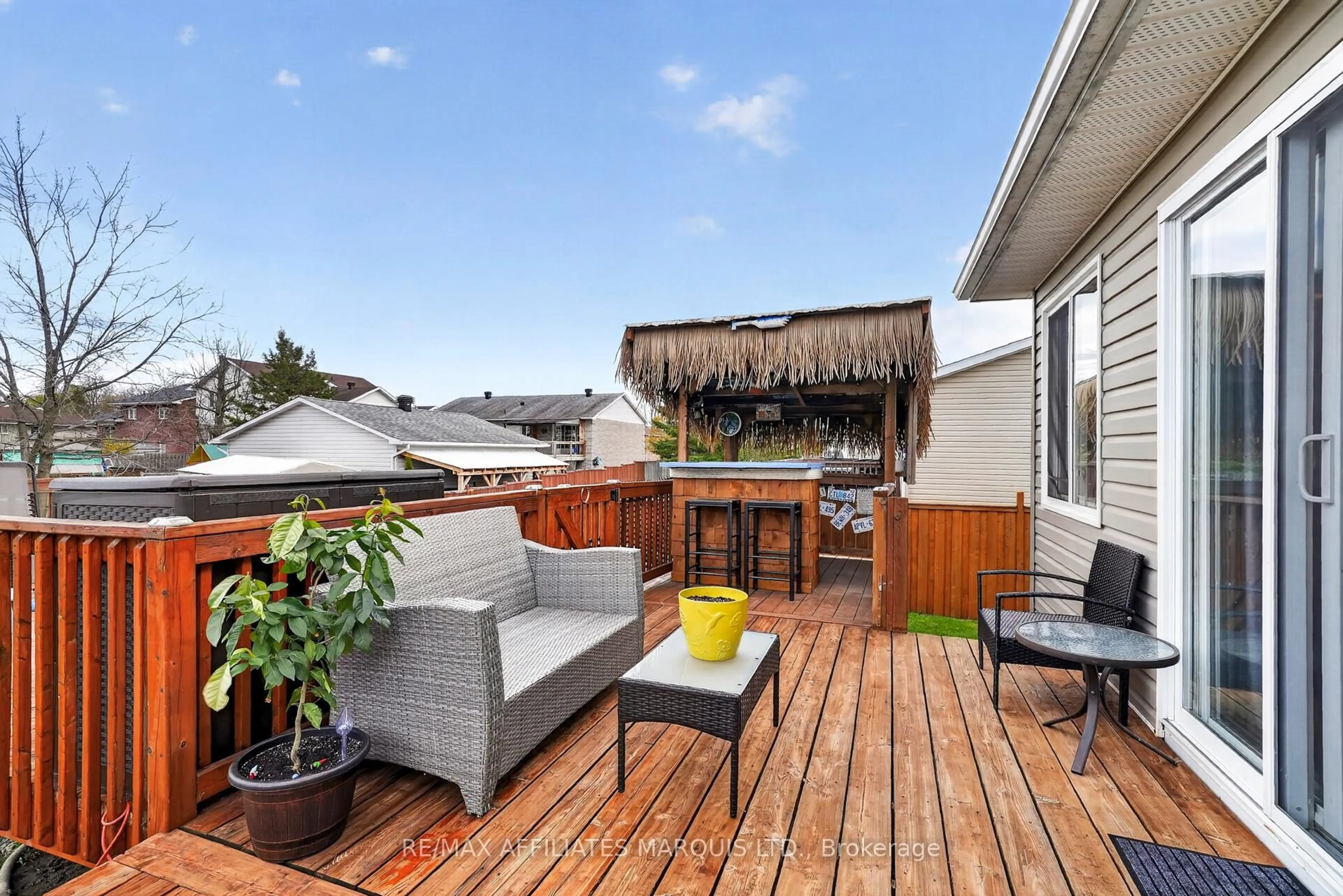 Patio, street for 28 Cherry Ave, South Stormont Ontario K0C 1P0
