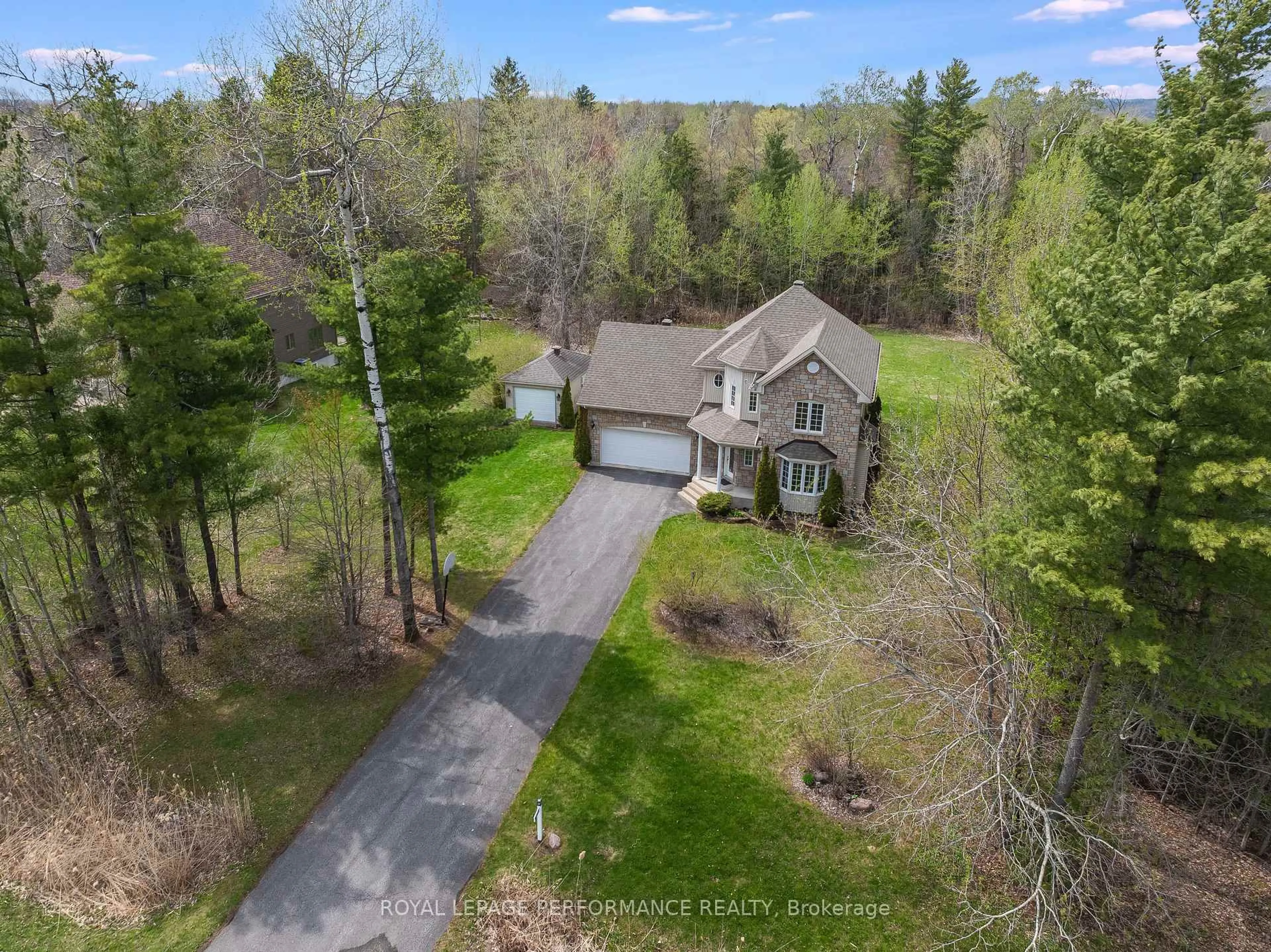 A pic from outside/outdoor area/front of a property/back of a property/a pic from drone, street for 531 Du Bercail Rd, Champlain Ontario K0B 1K0