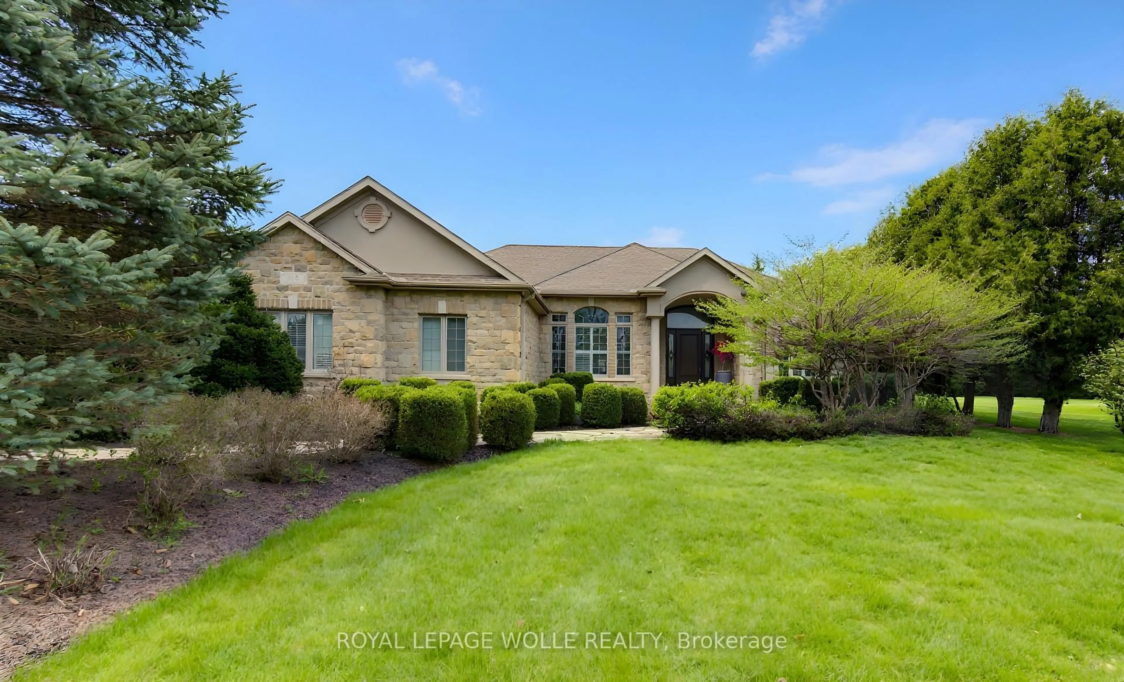 Home with brick exterior material, water/lake/river/ocean view for 118 Old Mill Rd, Cambridge Ontario N3H 4R8