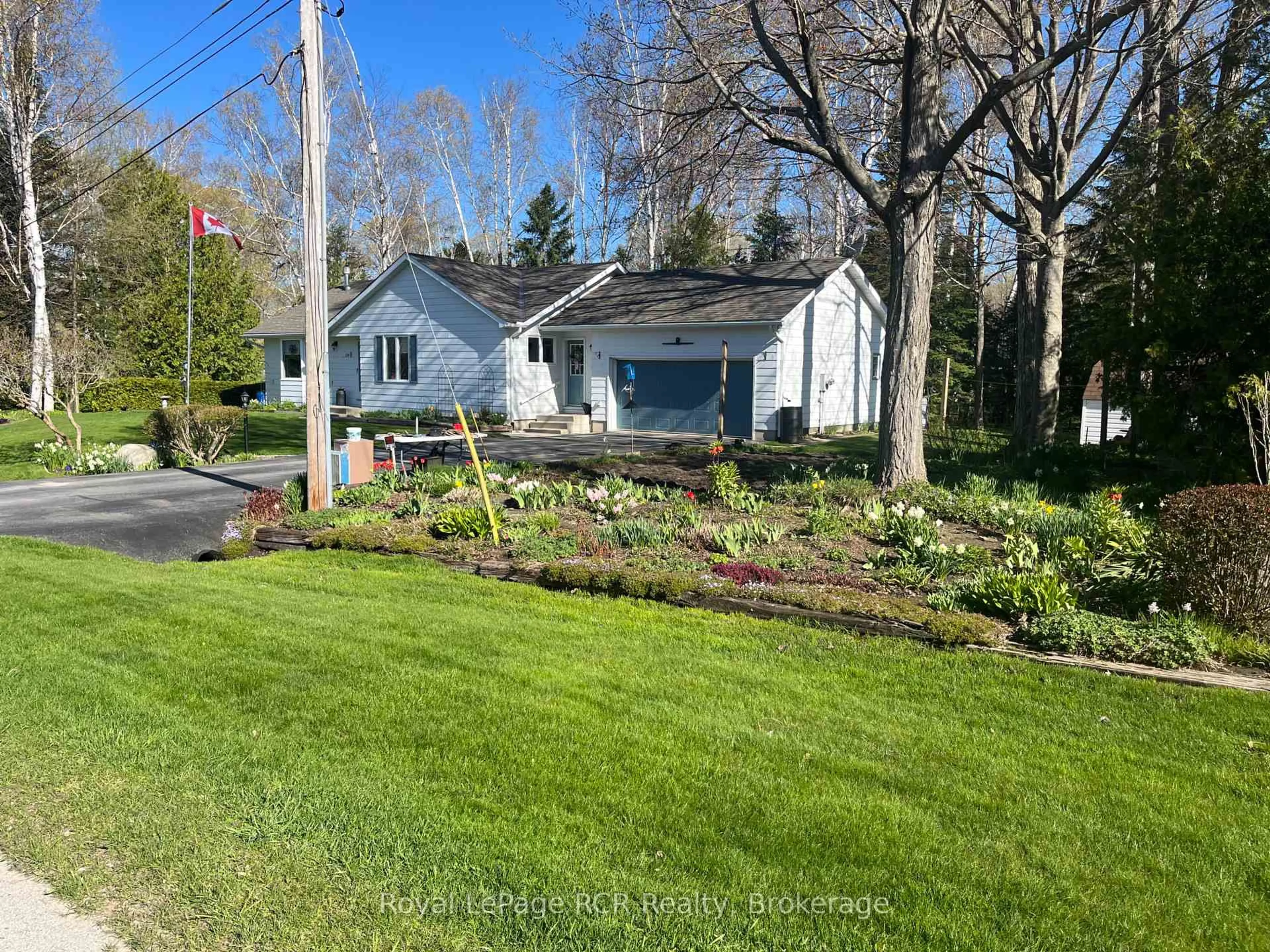 A pic from outside/outdoor area/front of a property/back of a property/a pic from drone, street for 11 Graham Cres, South Bruce Peninsula Ontario N0H 2G0