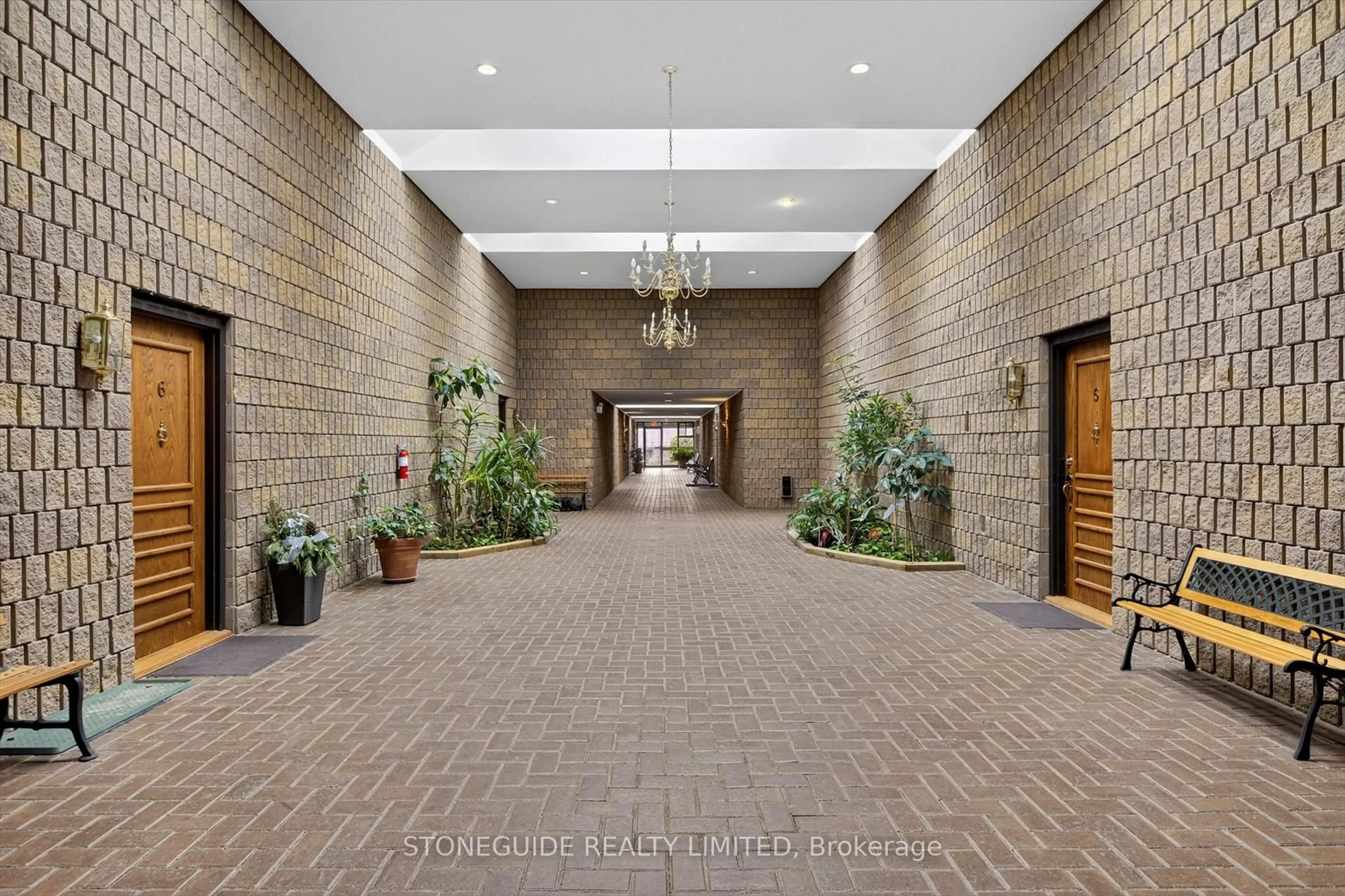 Indoor foyer for 963 Armour Rd #10, Peterborough Ontario K9H 7H2