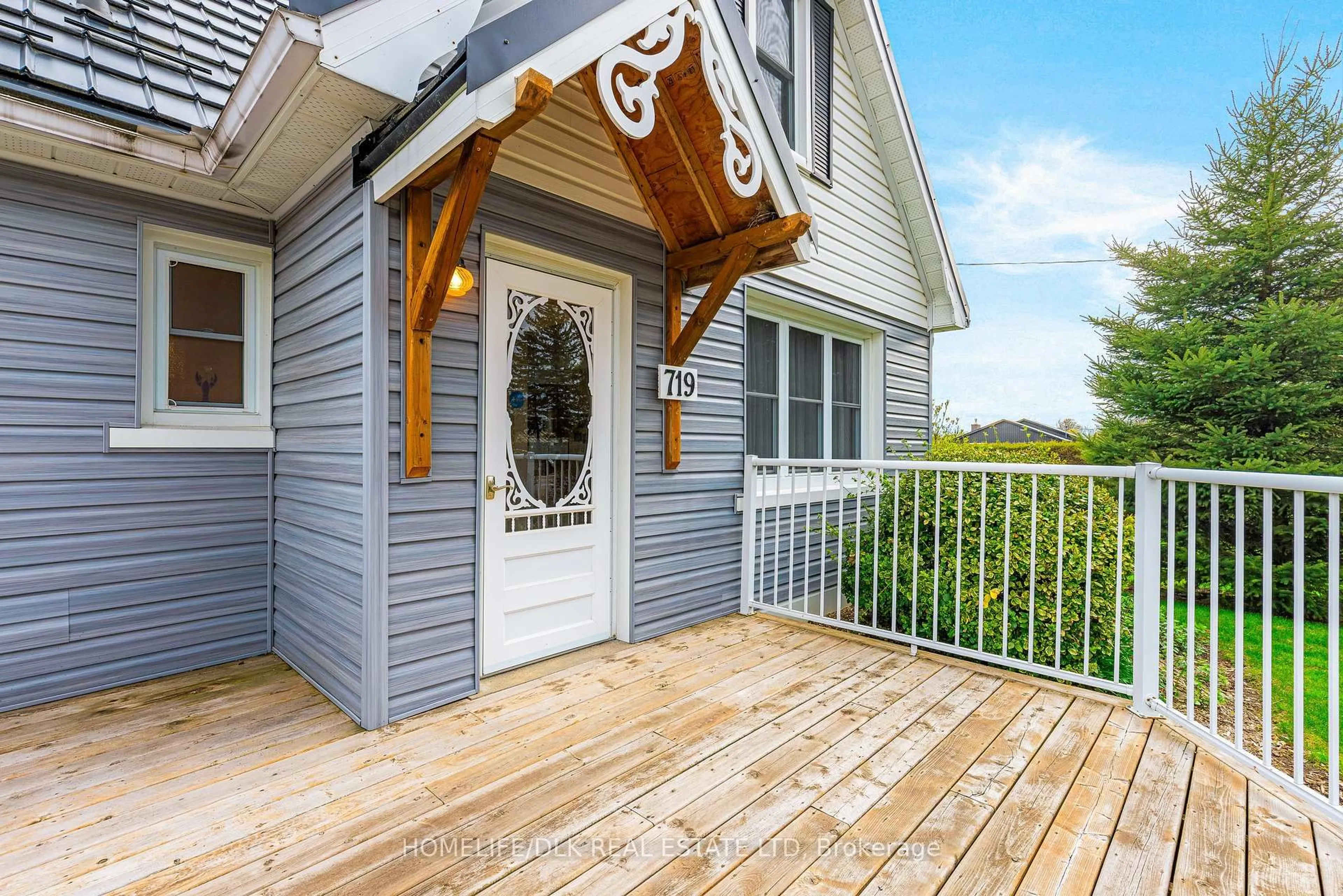 Home with vinyl exterior material, street for 719 Country Road 2 Rd, Edwardsburgh/Cardinal Ontario K0E 1E0