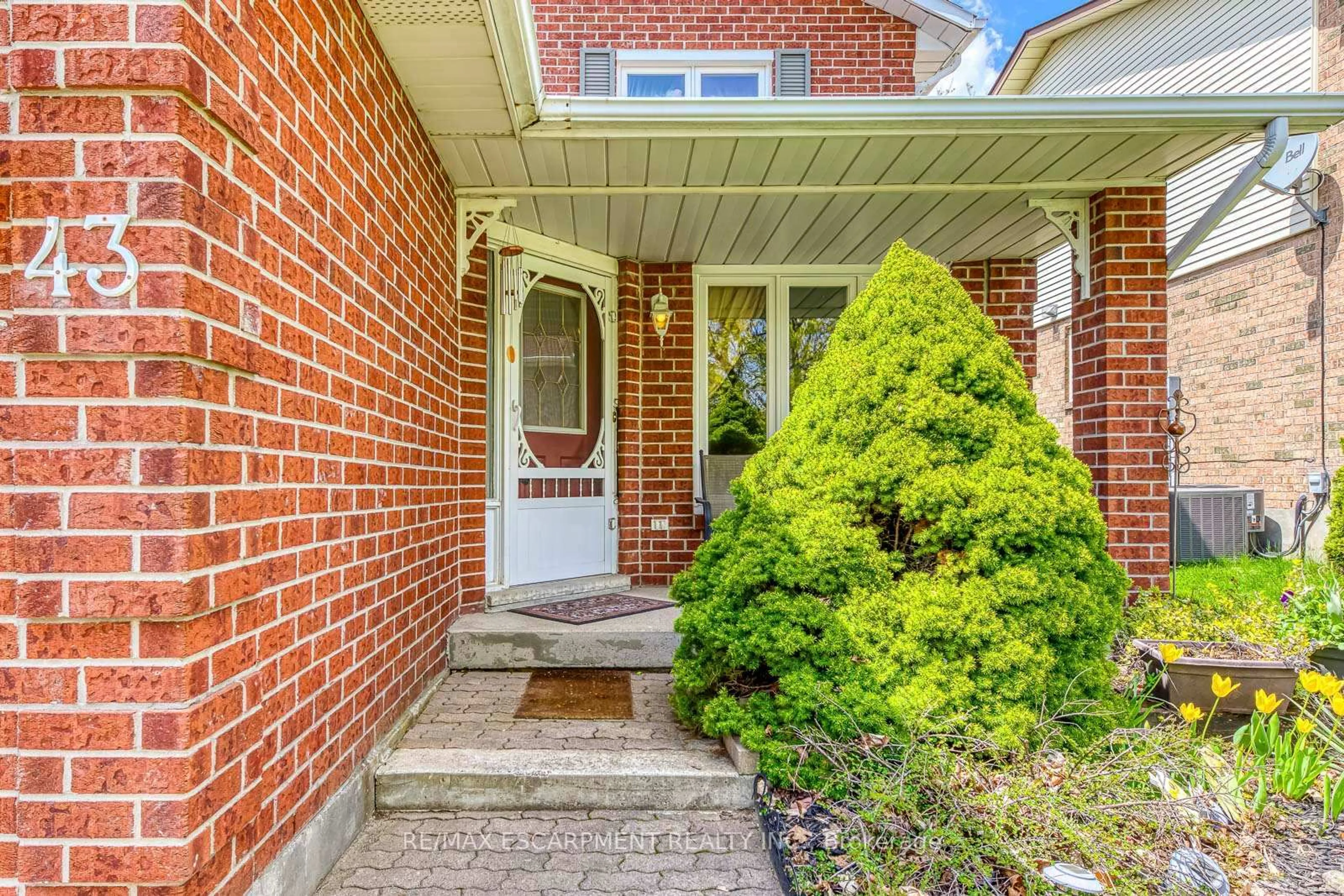 Unknown for 43 Niska Dr, Hamilton Ontario L0R 2H3