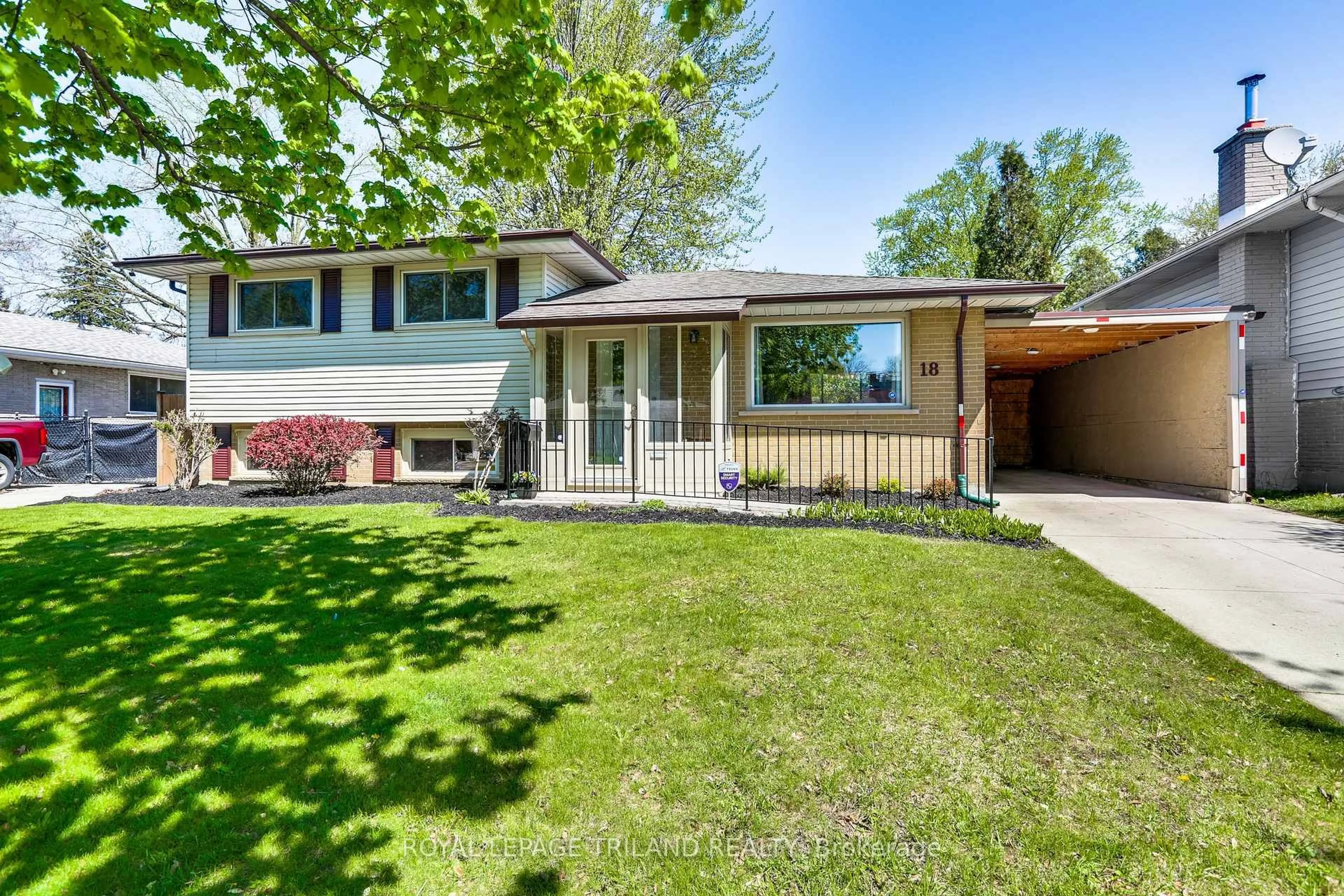 Home with vinyl exterior material, street for 18 Noel Ave, London East Ontario N5V 1A9