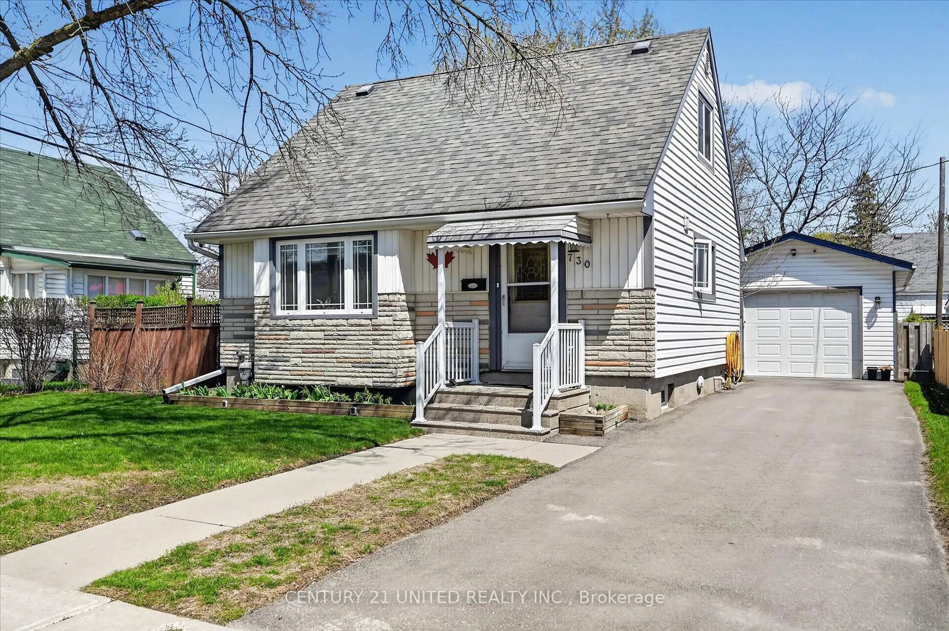 Home with vinyl exterior material, street for 730 Monaghan Rd, Peterborough Ontario K9J 5J9