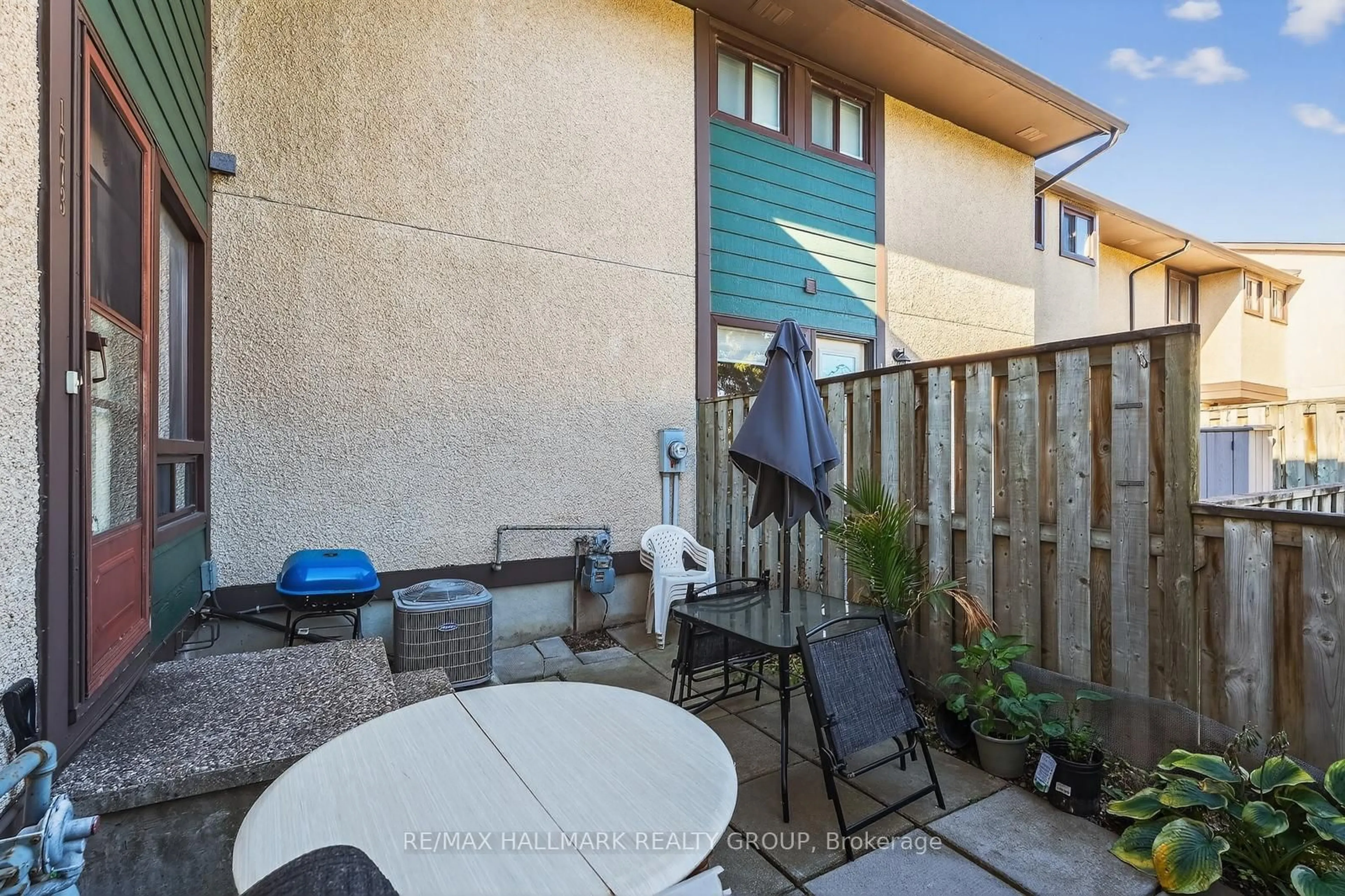 Patio, unknown for 1773 Meadowbrook Rd #90, Ottawa Ontario K1B 4W6