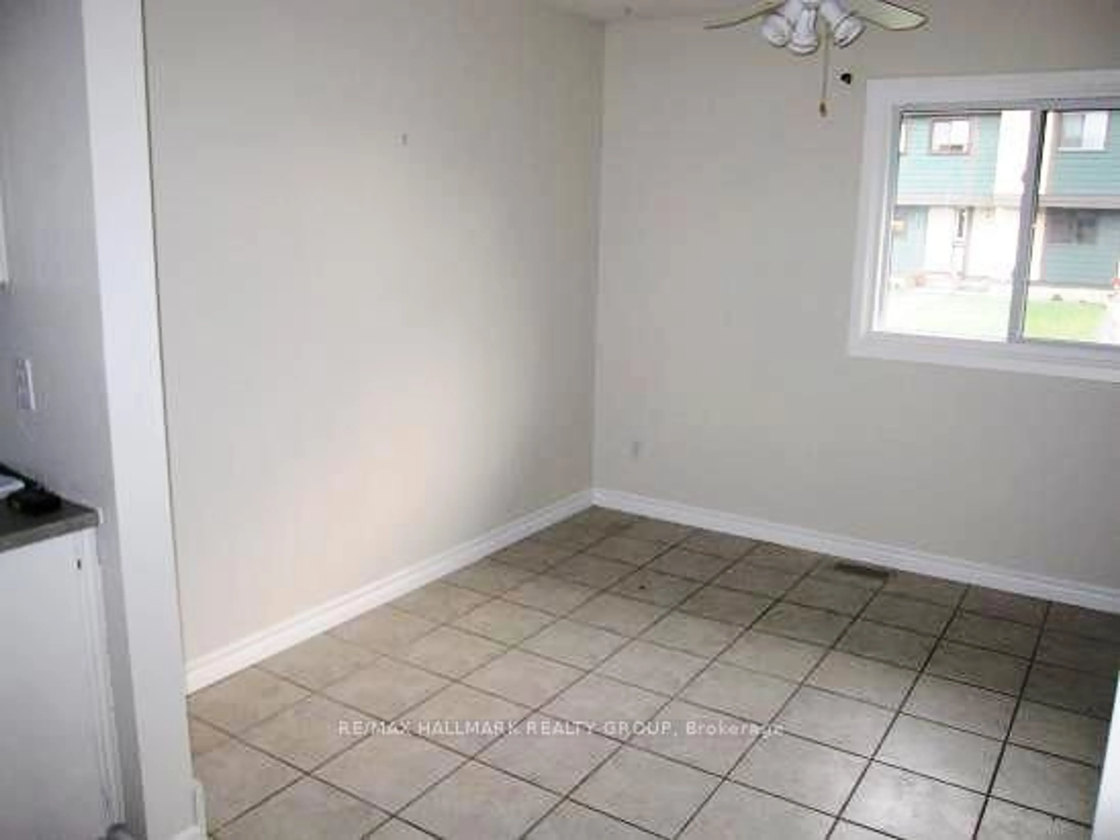 A pic of a room for 1817 Meadowbrook Rd #111, Ottawa Ontario K1B 4W6