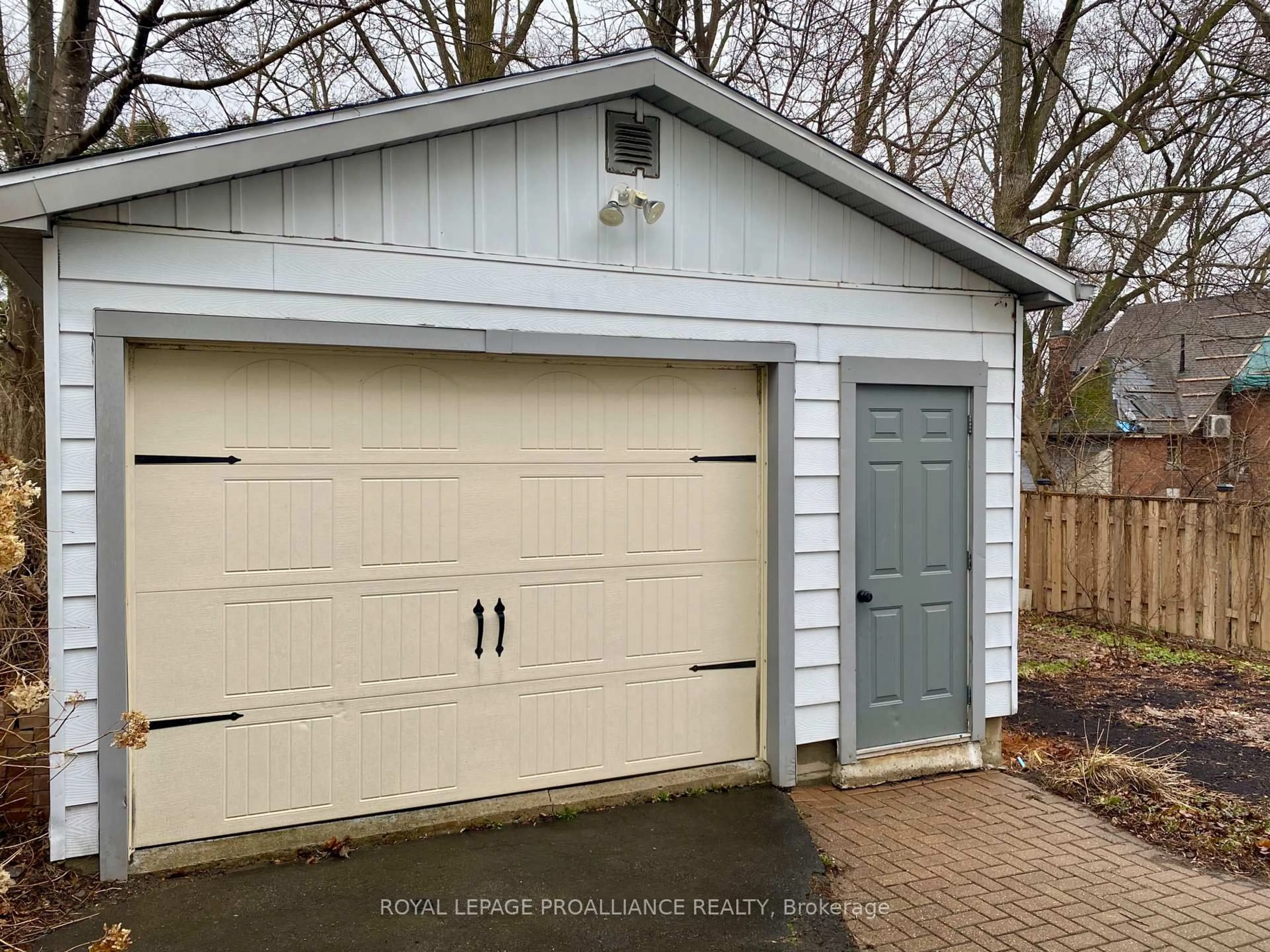 Indoor garage for 37 Orchard St, Brockville Ontario K6V 2J6