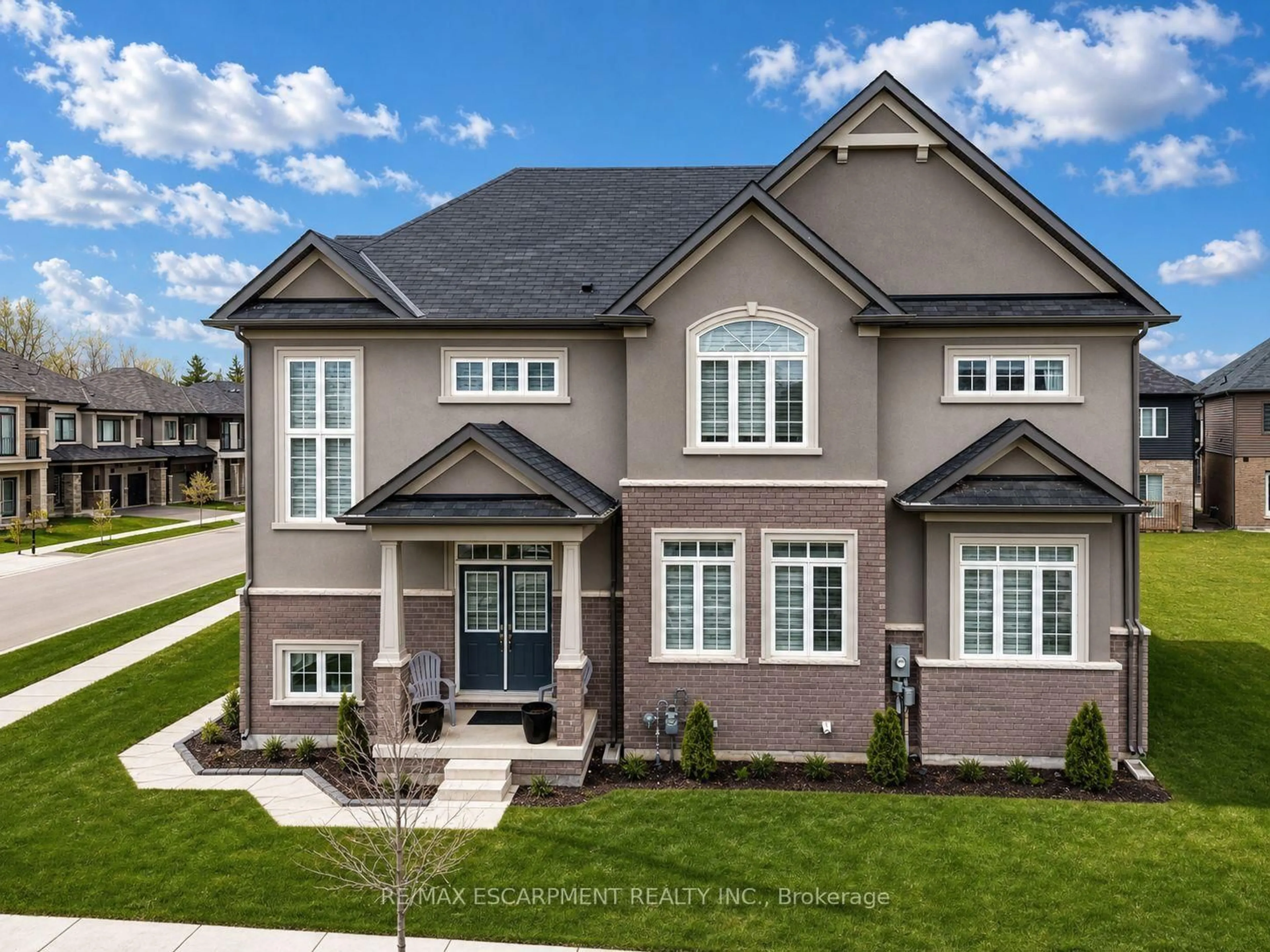 Home with brick exterior material, street for 16 Stauffer Rd, Brantford Ontario N3V 0B2