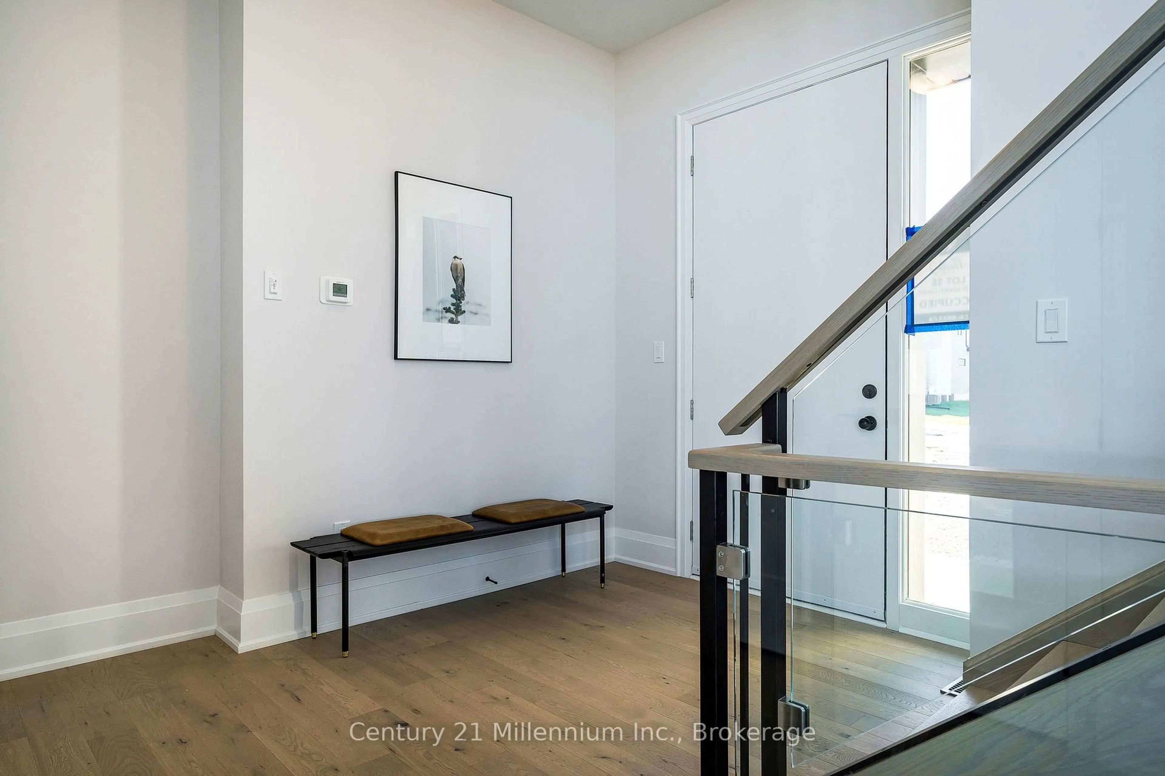 Indoor entryway for 116 SLADDEN Crt, Blue Mountains Ontario N0H 2P0