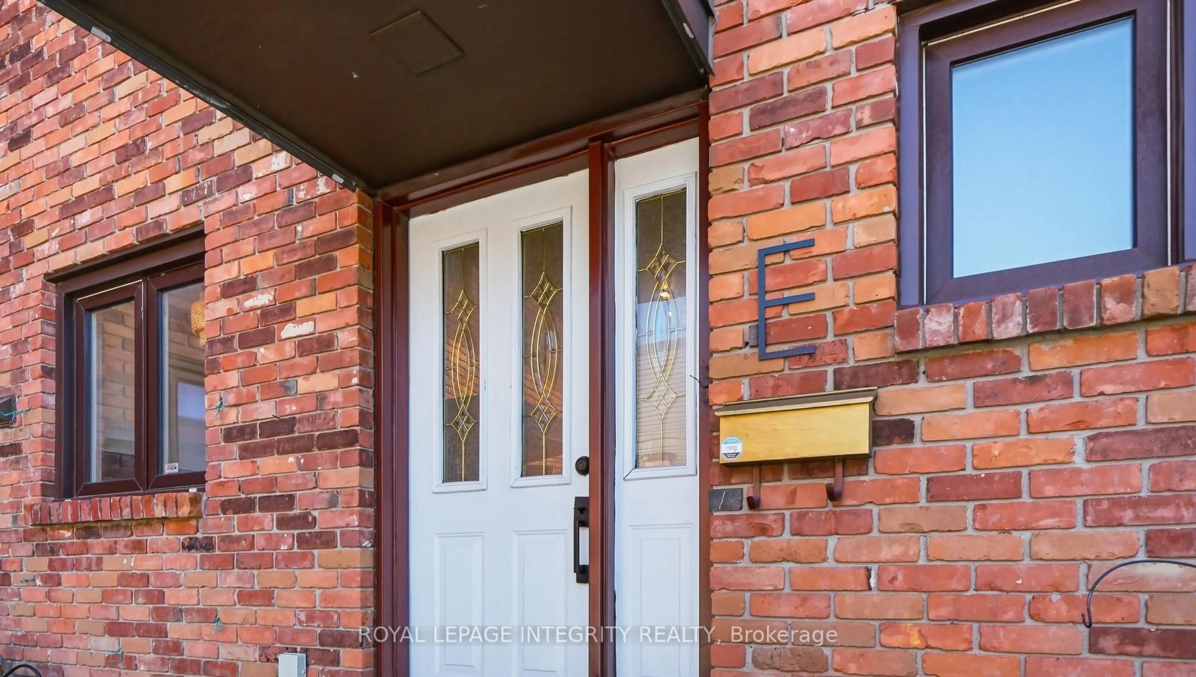 Unknown for 3920 Old Richmond Rd #E, Ottawa Ontario K2H 5C6
