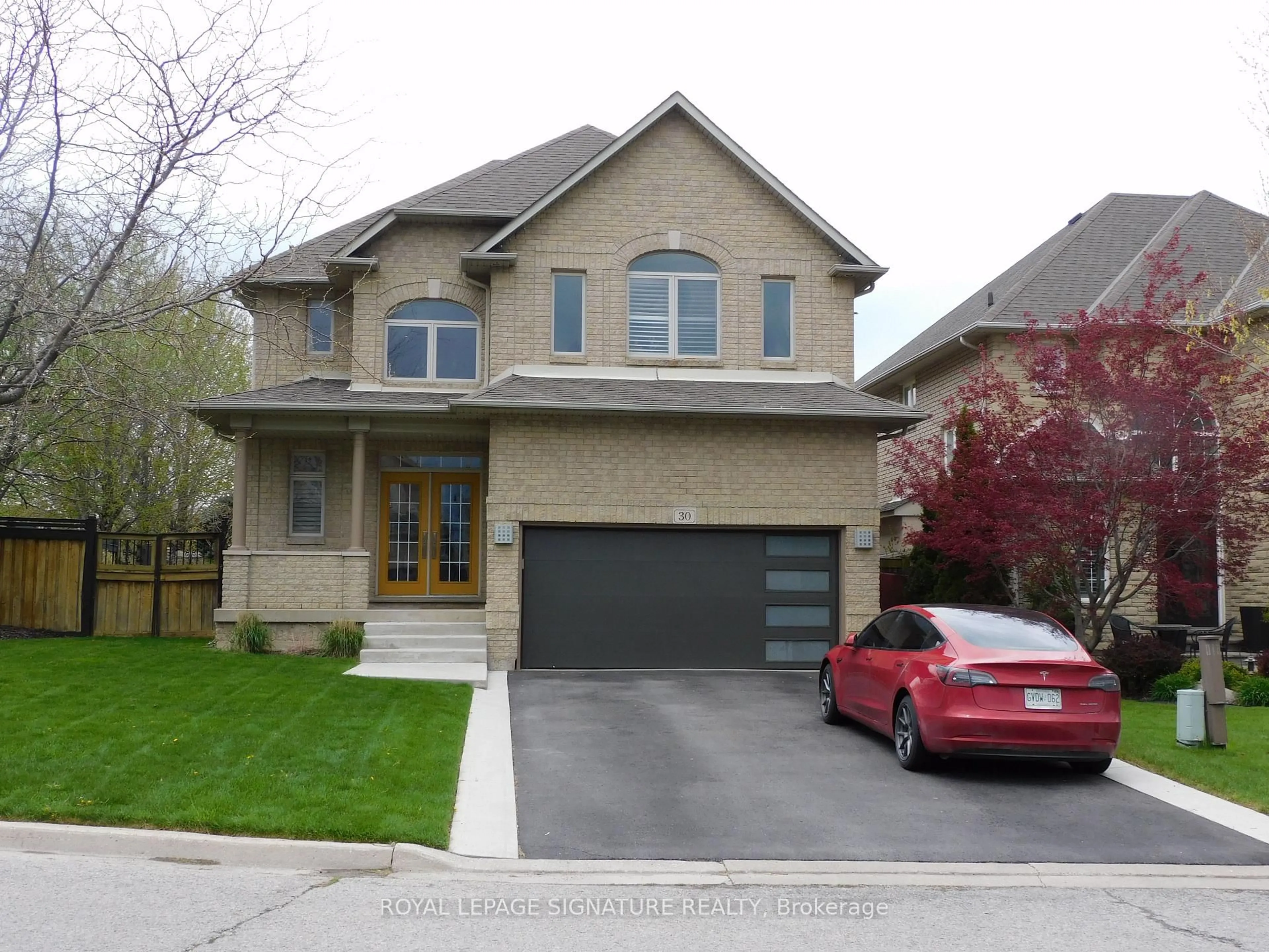Home with brick exterior material, street for 30 Walcotte Ave, Hamilton Ontario L9K 1M8