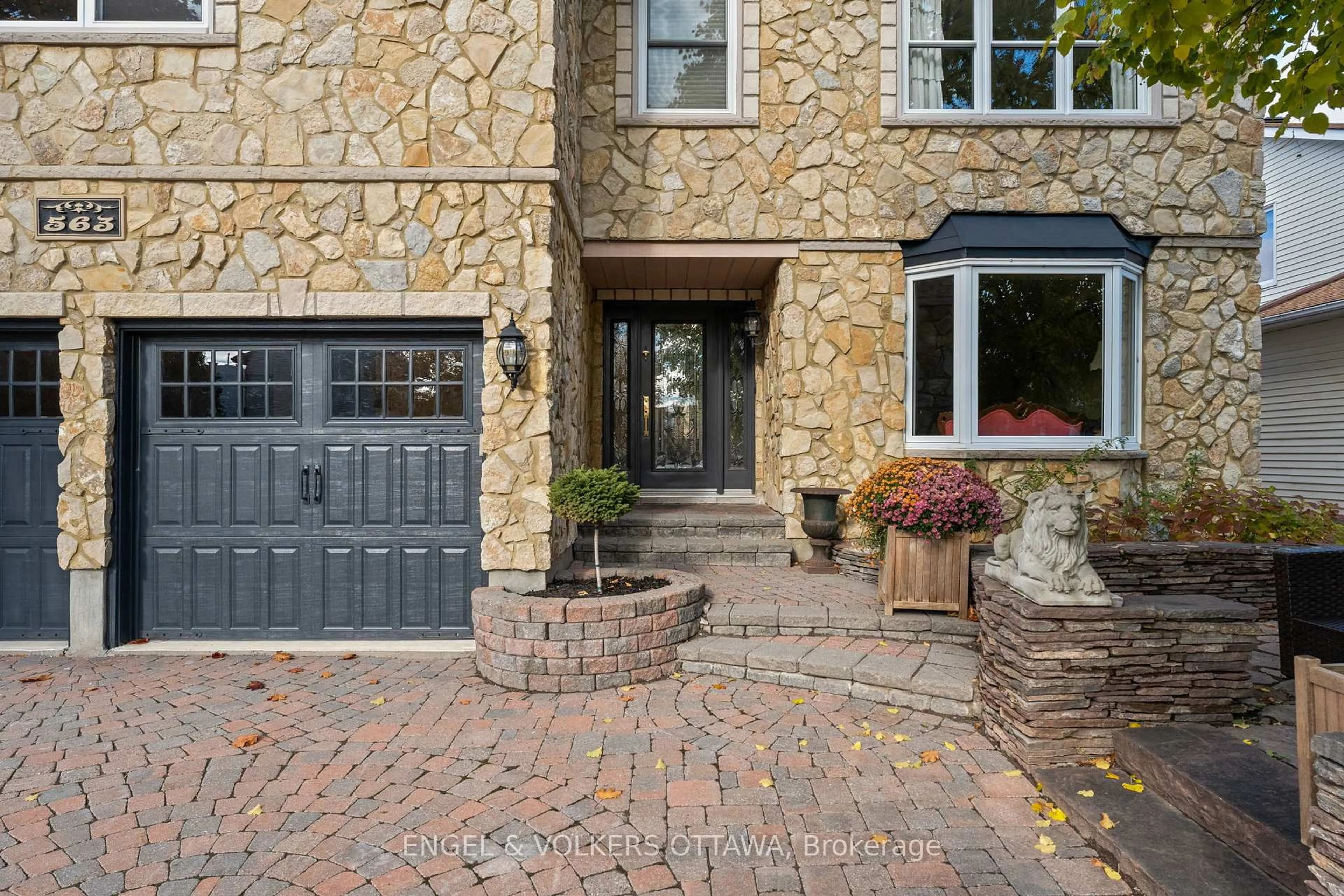 Home with brick exterior material, street for 563 Merkley Dr, Ottawa Ontario K4A 1V9